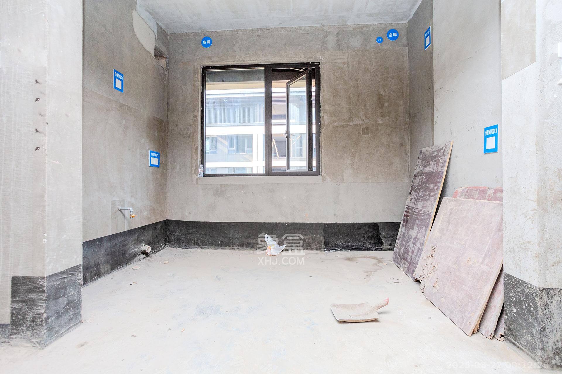 时代建发和著  6室2厅2卫    388.0万厨房