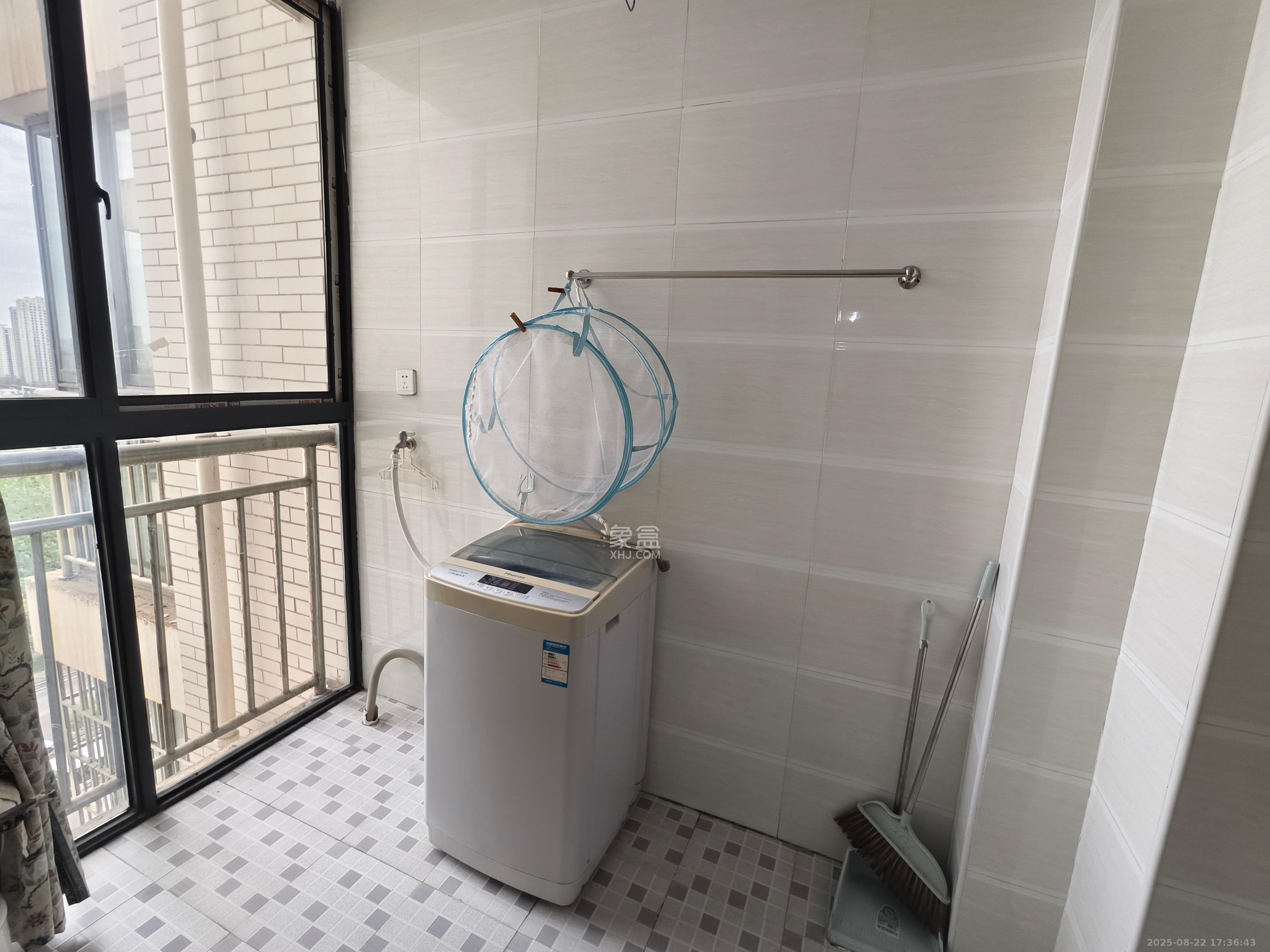 湘瑞嘉园  2室2厅1卫    1680.0元/月室内图