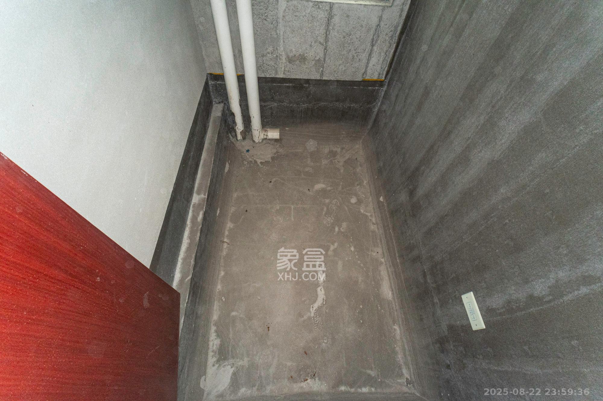 映悦星府  4室2厅2卫   82.00万卫生间