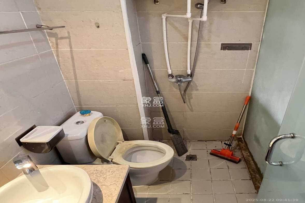 铂宫  1室1厅1卫    1700.0元/月 铂宫  1室1厅1卫    1700.0元/月室内图