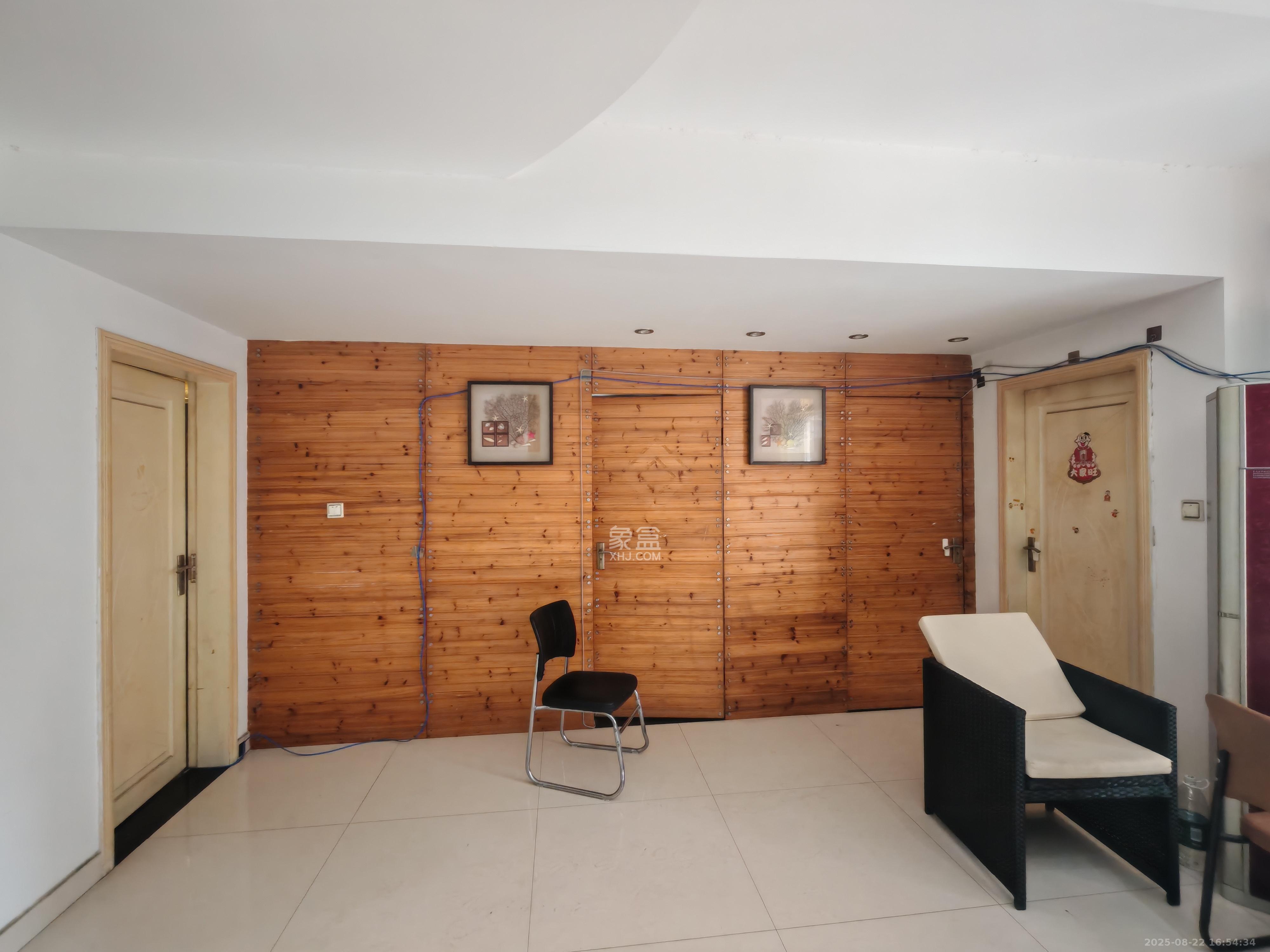 星蓝湾  4室2厅2卫    3400.0元/月 星蓝湾  4室2厅2卫    3400.0元/月室内图