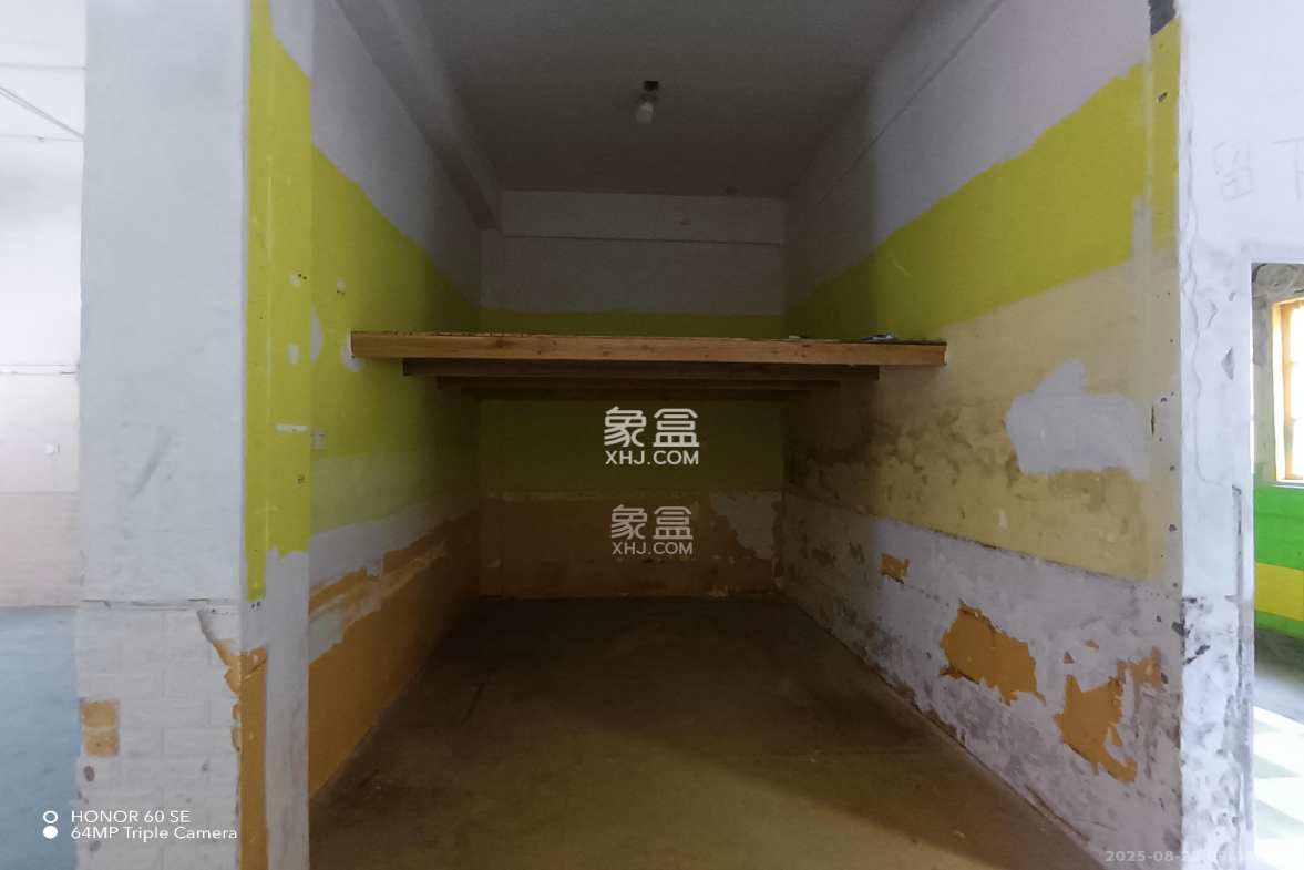 茶子山小区 1室1厅1卫 3200.0元/月 茶子山小区 1室1厅1卫 3200.0元/月室内图