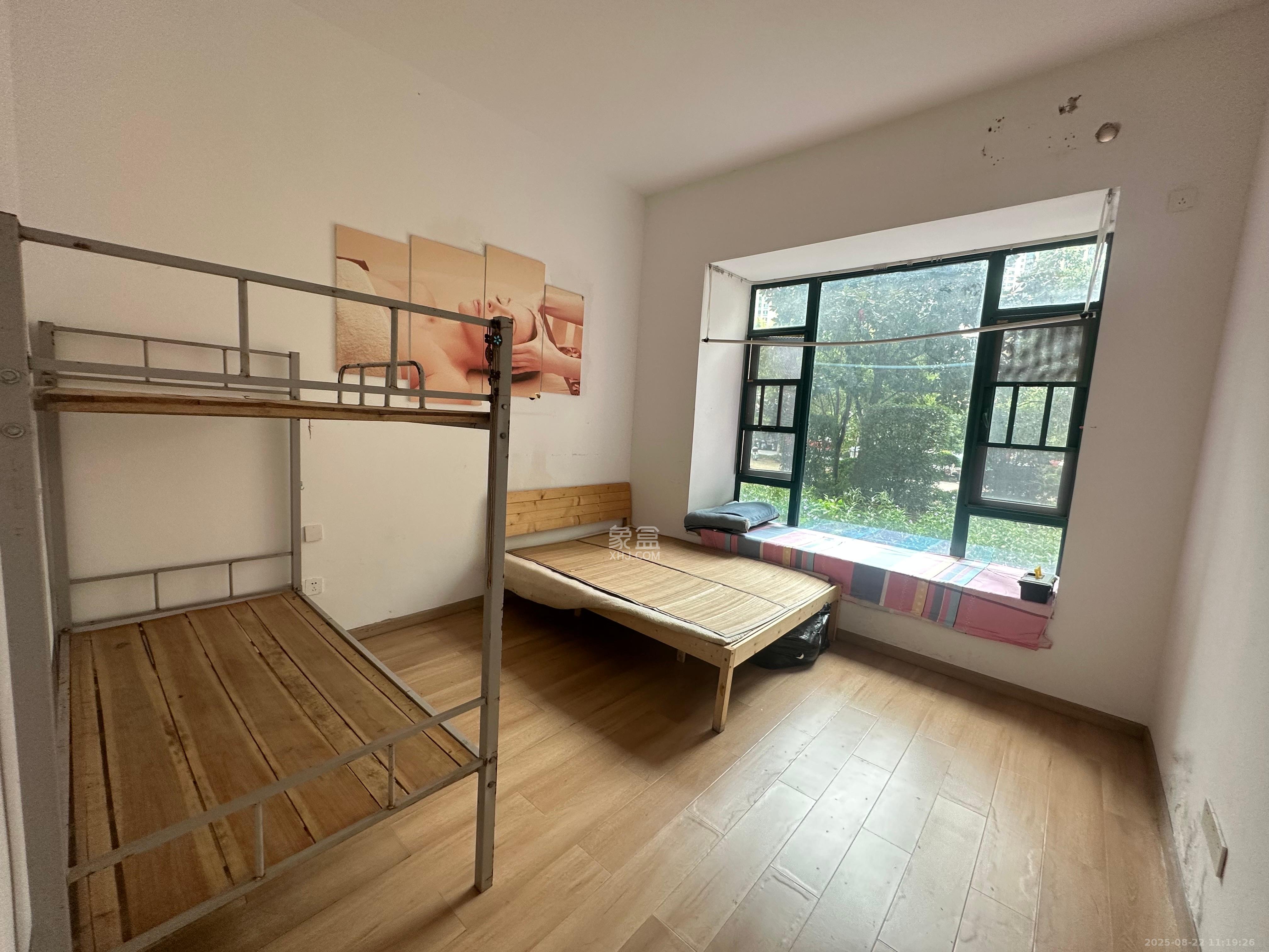 恒大雅苑 3室2厅1卫 3000.0元/月 恒大雅苑 3室2厅1卫 3000.0元/月室内图