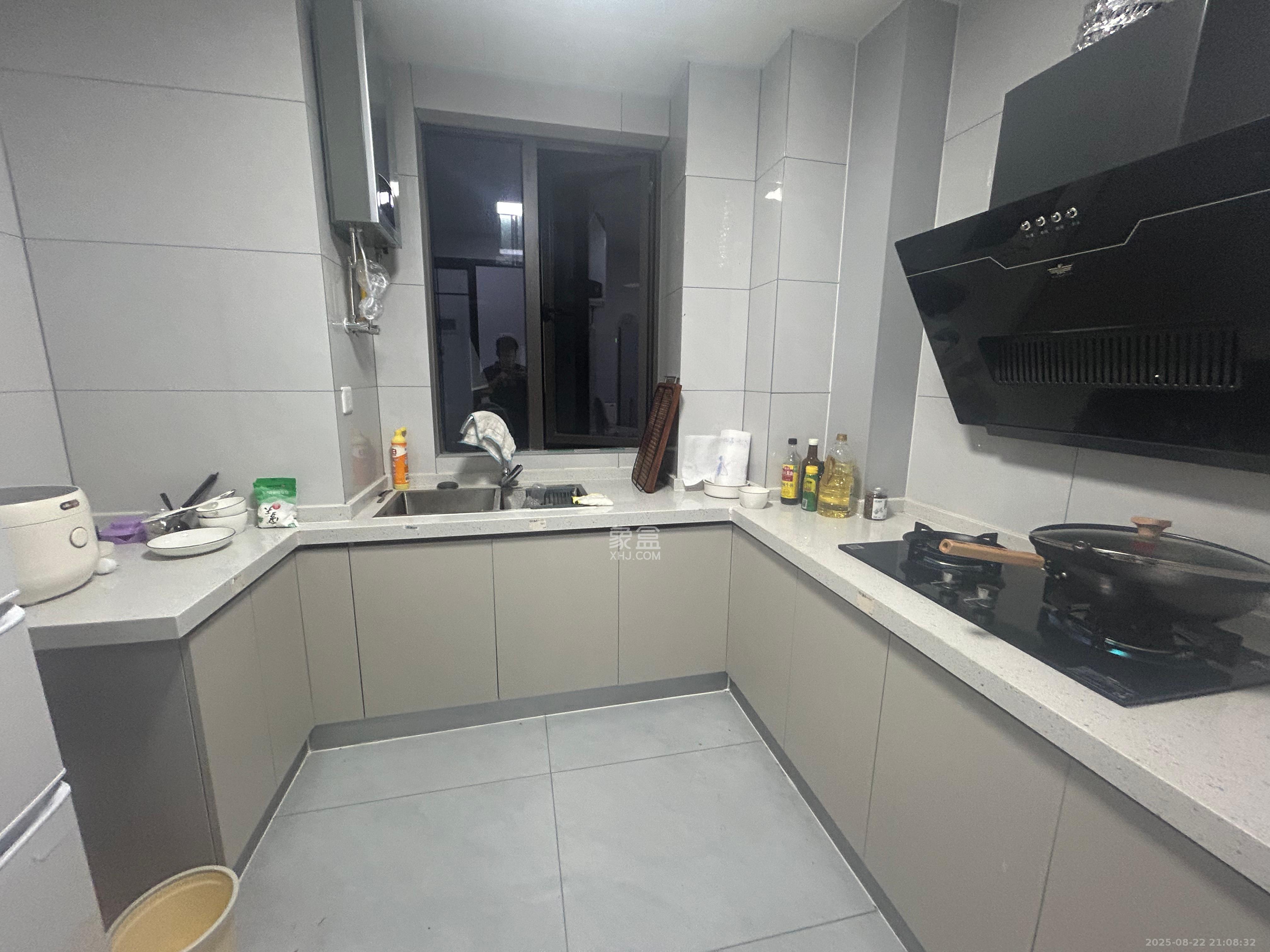 步步高梅溪新天地二期(步步高梅溪嘉苑) 3室2厅2卫 2700.0元/月 步步高梅溪新天地二期(步步高梅溪嘉苑) 3室2厅2卫 2700.0元/月室内图