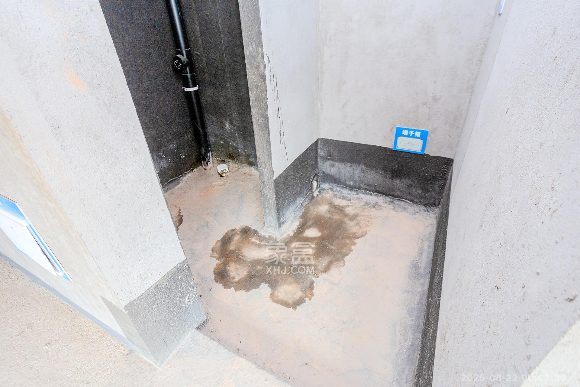 时代建发和著  6室2厅4卫    488.0万 时代建发和著  6室2厅4卫    488.0万卫生间