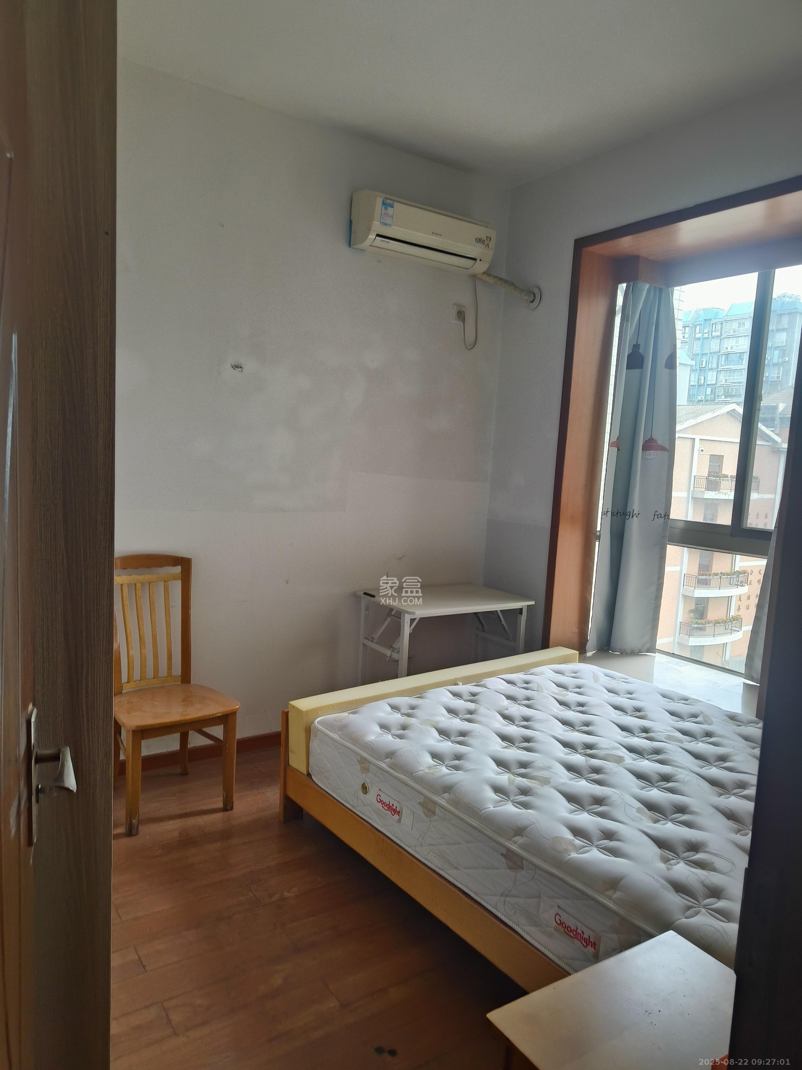 向阳湖安置小区 2室1厅1卫 2900.0元/月 向阳湖安置小区 2室1厅1卫 2900.0元/月室内图