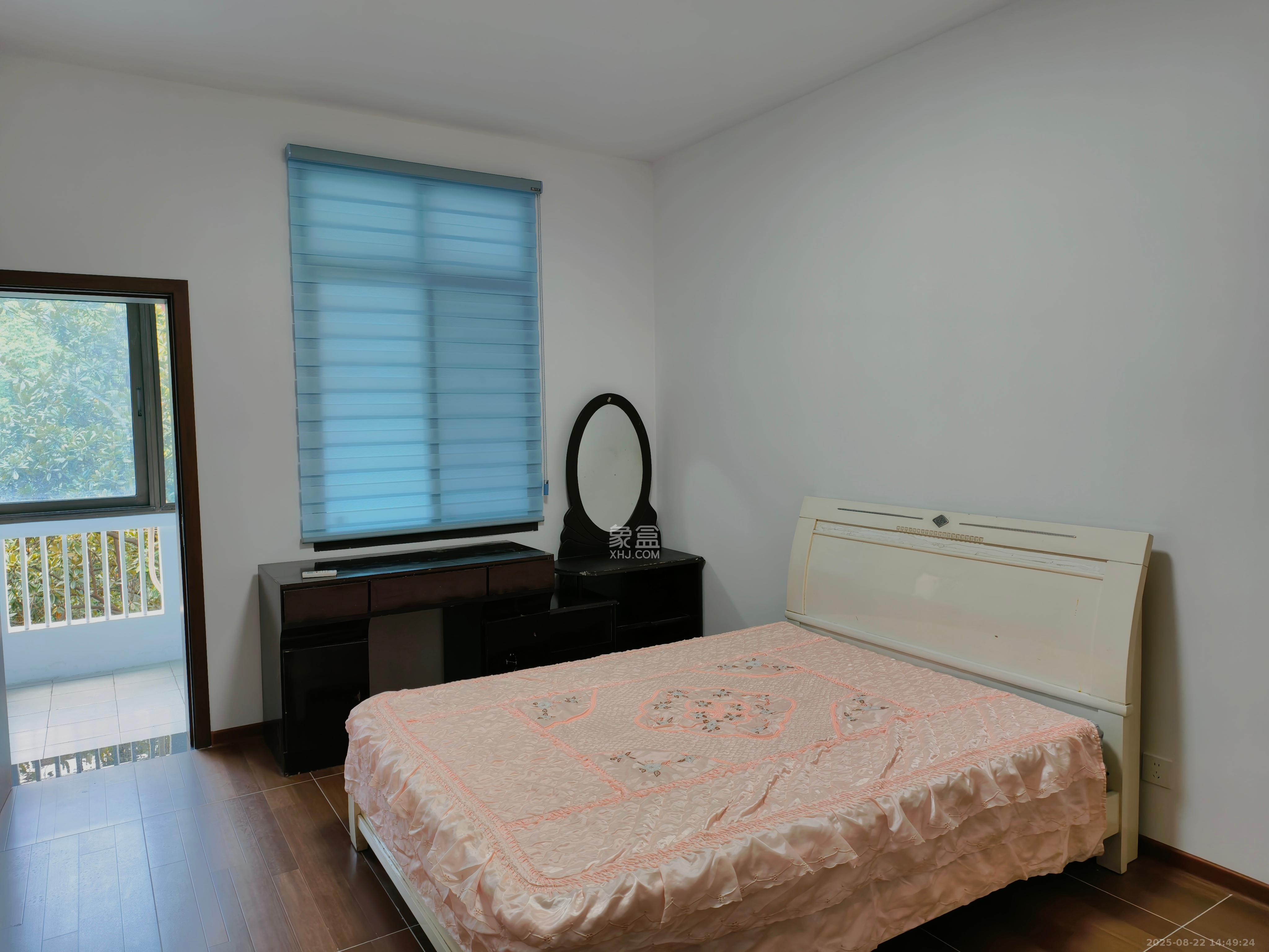 井湾子工商所宿舍 2室2厅1卫 1800.0元/月 井湾子工商所宿舍 2室2厅1卫 1800.0元/月室内图