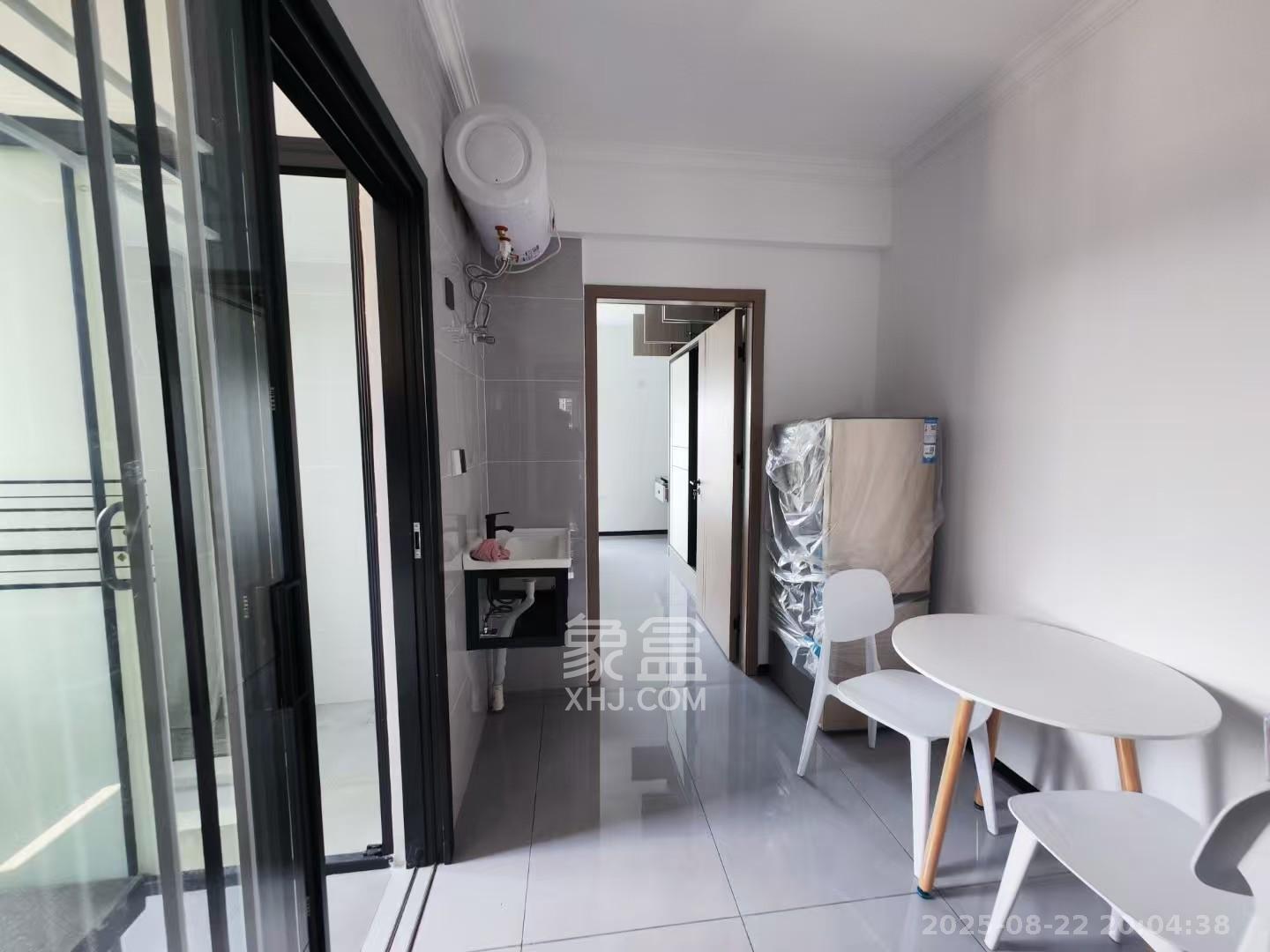 金侨风华府  1室1厅1卫    1500.0元/月 金侨风华府  1室1厅1卫    1500.0元/月室内图