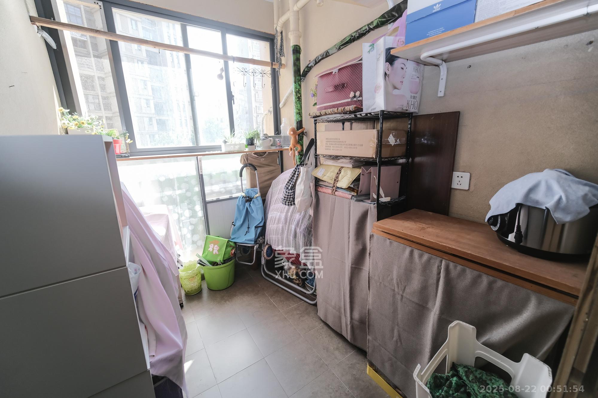 郡原居里  2室2厅1卫   55.00万阳台