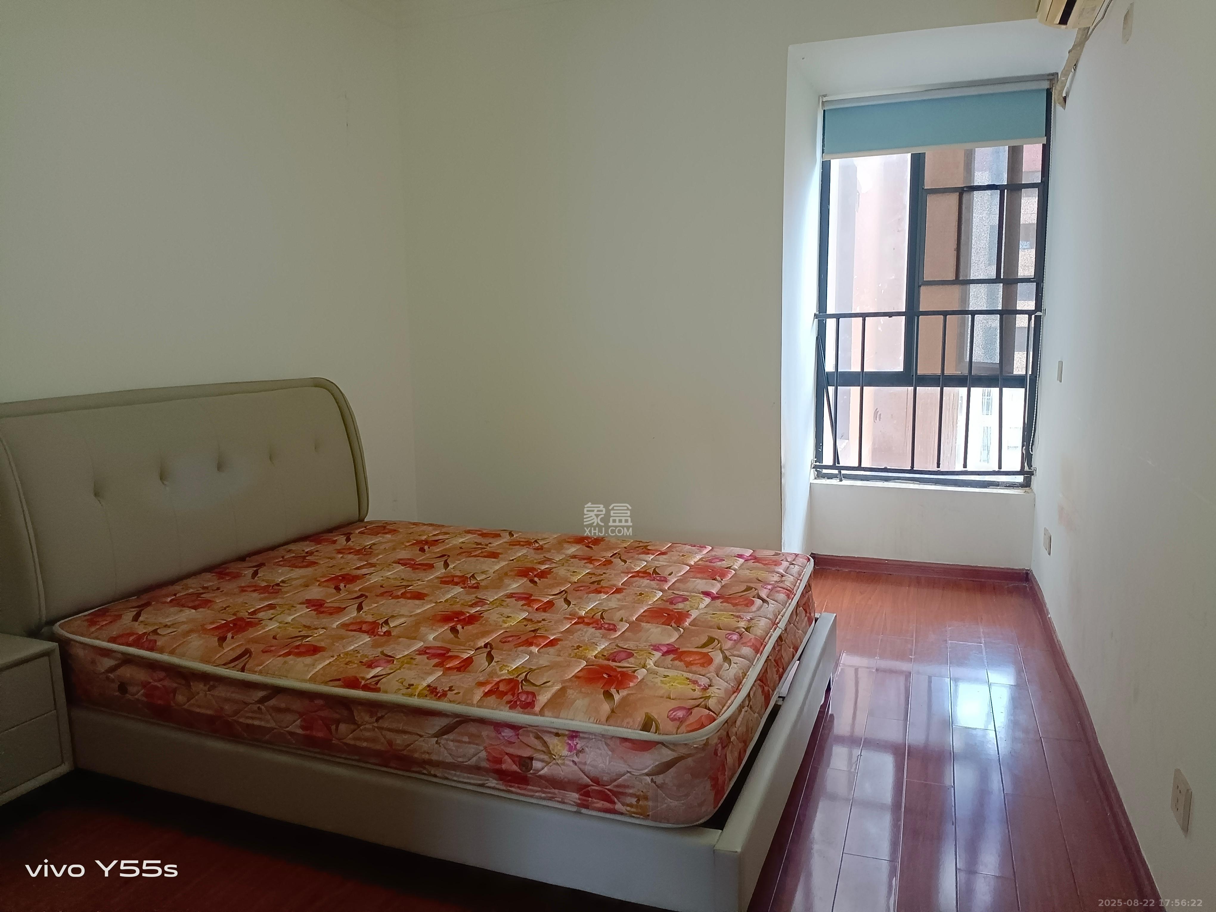 新盛珑璟台 2室2厅1卫 1800.0元/月 新盛珑璟台 2室2厅1卫 1800.0元/月室内图