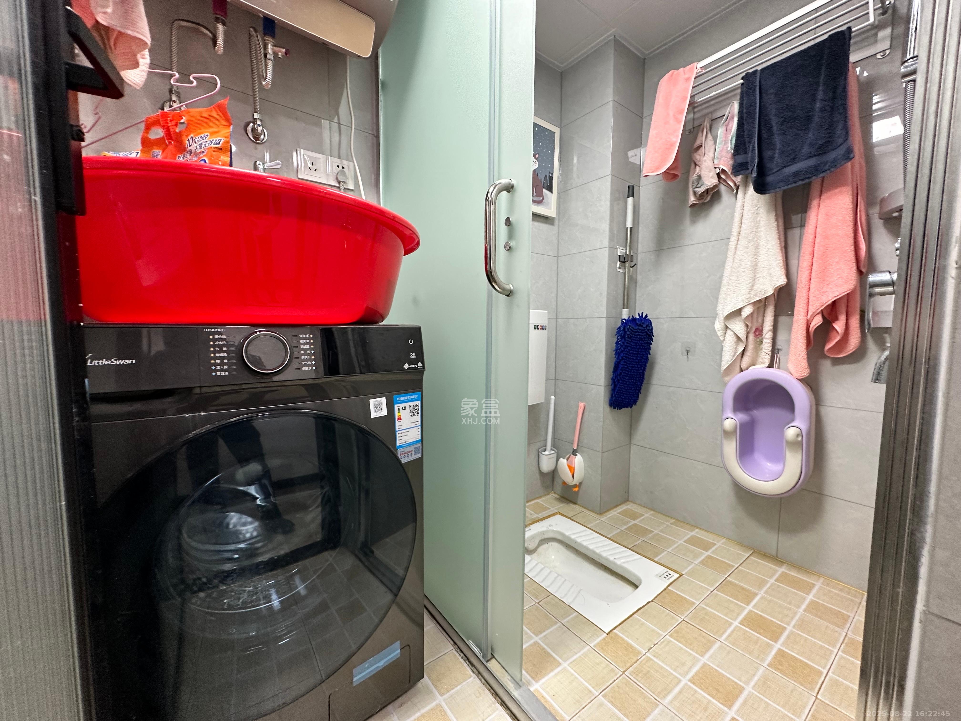 港湘铂玥（天园地芳国际珠宝城）  2室2厅1卫    2000.0元/月室内图