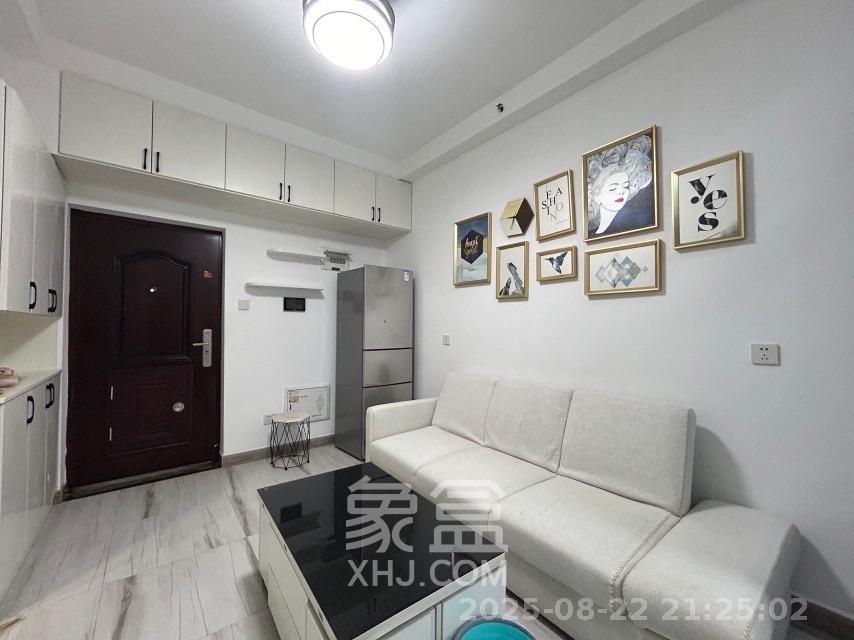 荣悦台  1室1厅1卫   2500.00元/月室内图