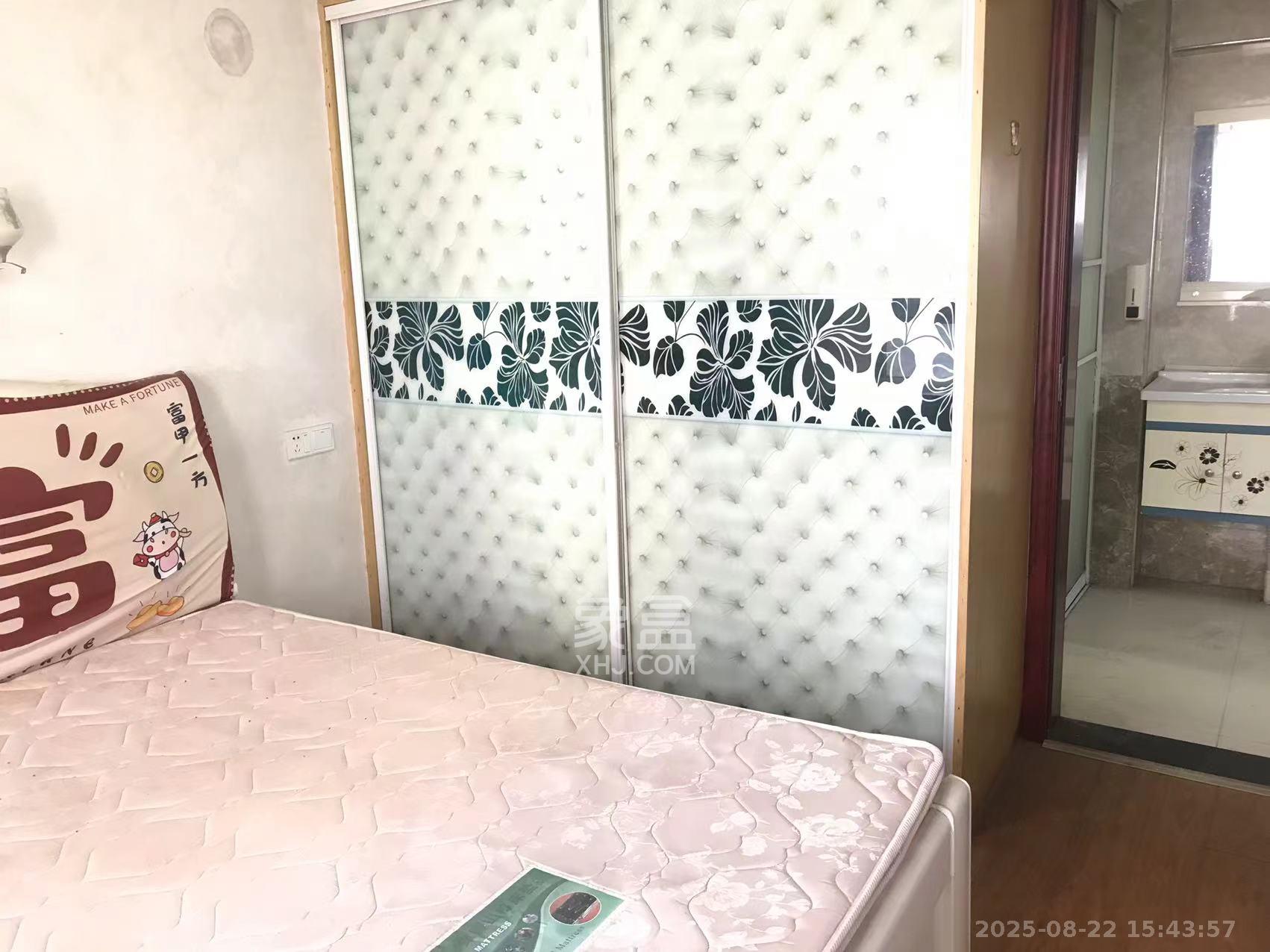 新长海广场  2室2厅1卫    1400.0元/月 新长海广场  2室2厅1卫    1400.0元/月室内图