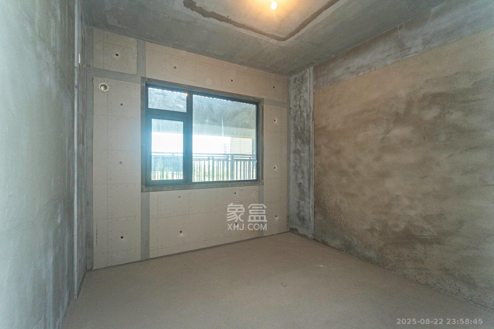 日盛湖湘花苑  3室2厅1卫    67.0万 日盛湖湘花苑  3室2厅1卫    67.0万卧室