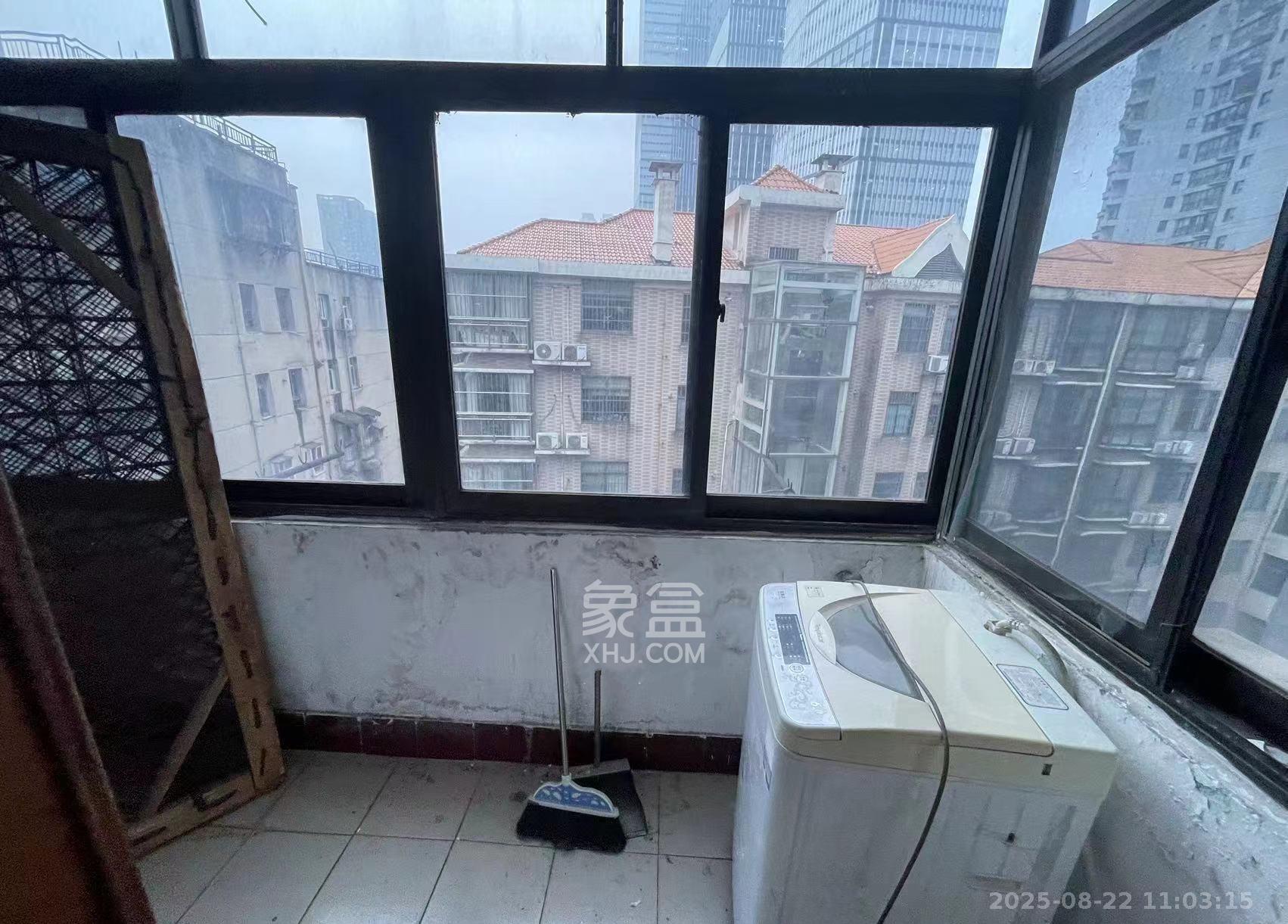 吉景小区 2室1厅1卫 1200.0元/月 吉景小区 2室1厅1卫 1200.0元/月室内图