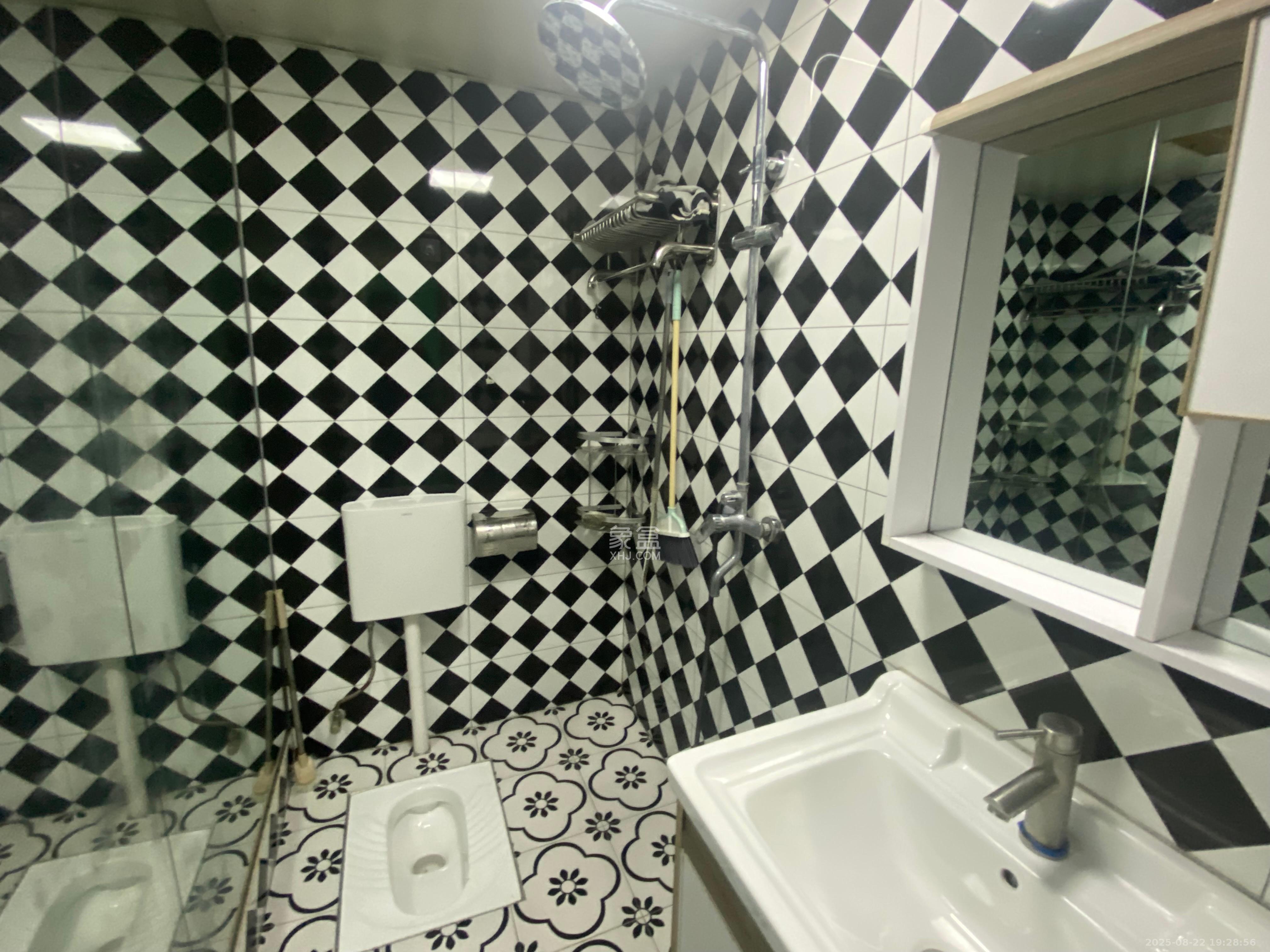 嘉宇银杉（嘉宇西苑）  2室2厅1卫    1800.0元/月室内图