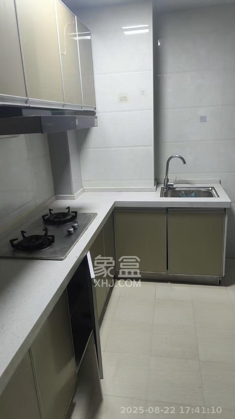 中南国际眼镜城(中伟商业中心)  3室2厅1卫    1800.0元/月 中南国际眼镜城(中伟商业中心)  3室2厅1卫    1800.0元/月室内图