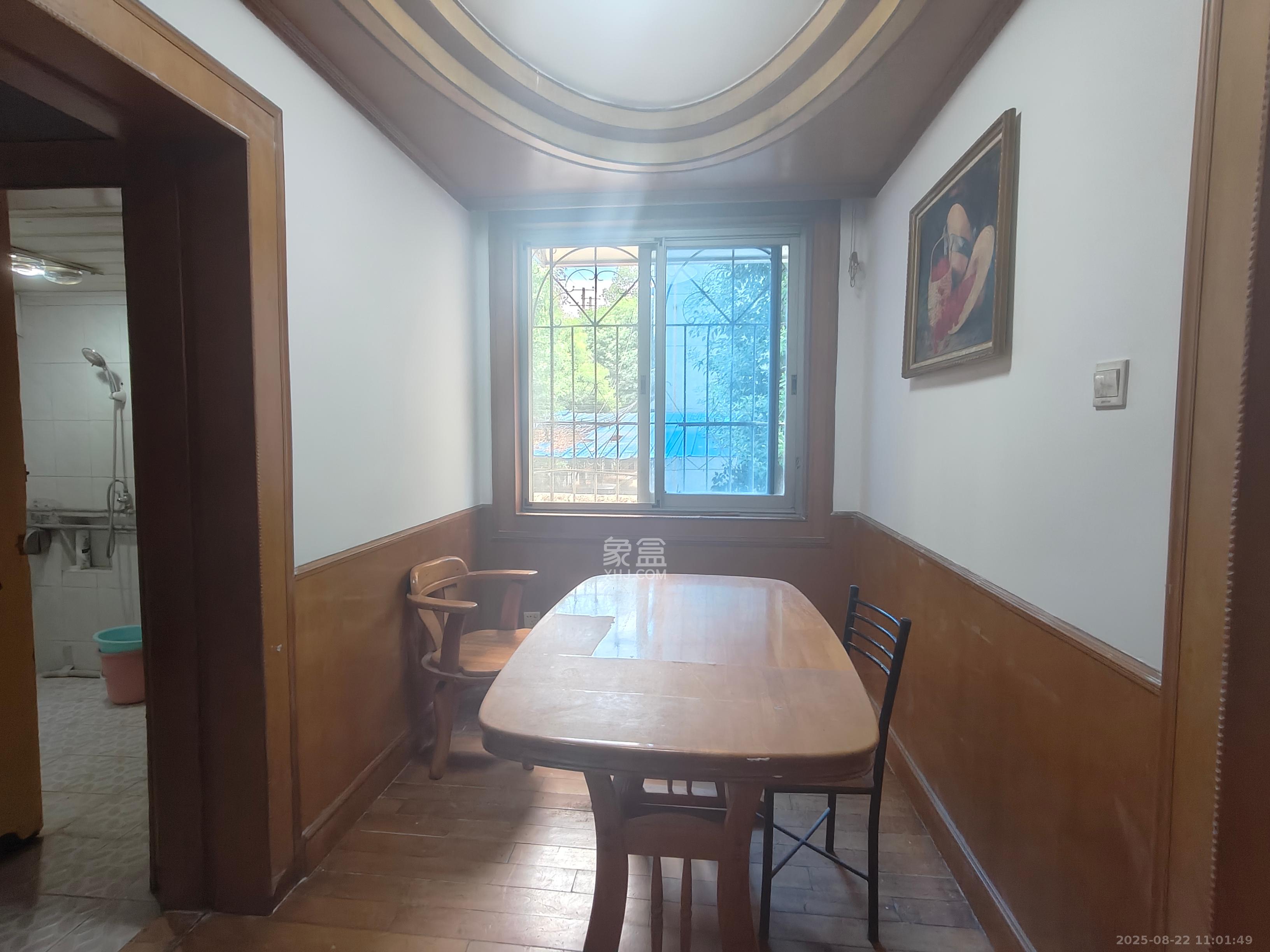 湖南中医药大学梨子山宿舍 3室1厅1卫 1900.0元/月 湖南中医药大学梨子山宿舍 3室1厅1卫 1900.0元/月室内图