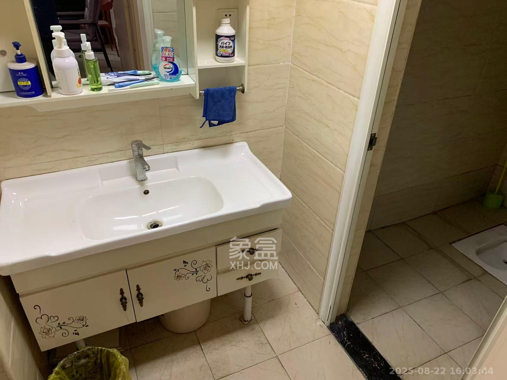 北辰三角洲B1E1区  3室1厅1卫    5300.0元/月 北辰三角洲B1E1区  3室1厅1卫    5300.0元/月室内图