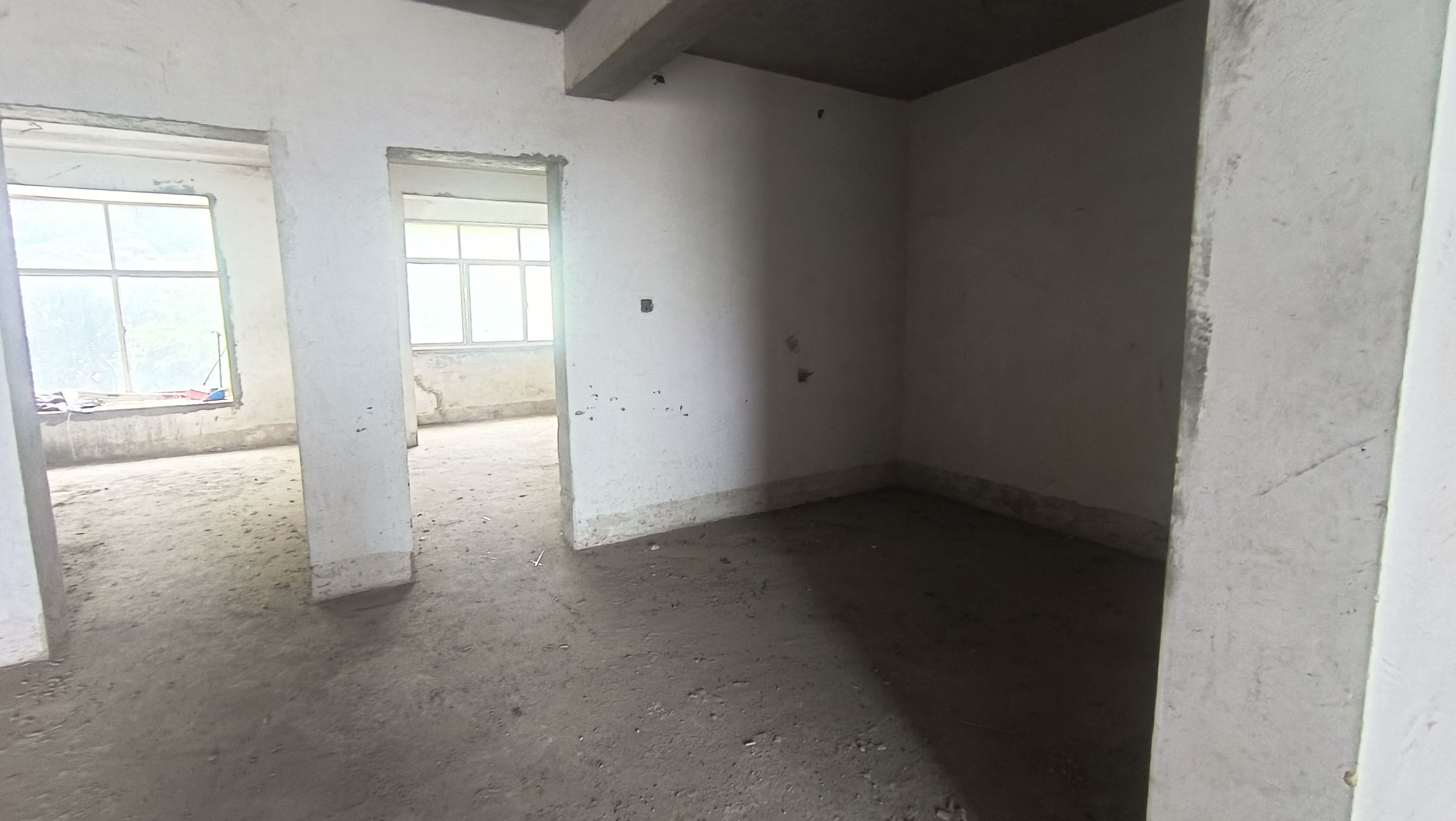 思塘庄园 1室0厅0卫 28.0万 思塘庄园 1室0厅0卫 28.0万客厅