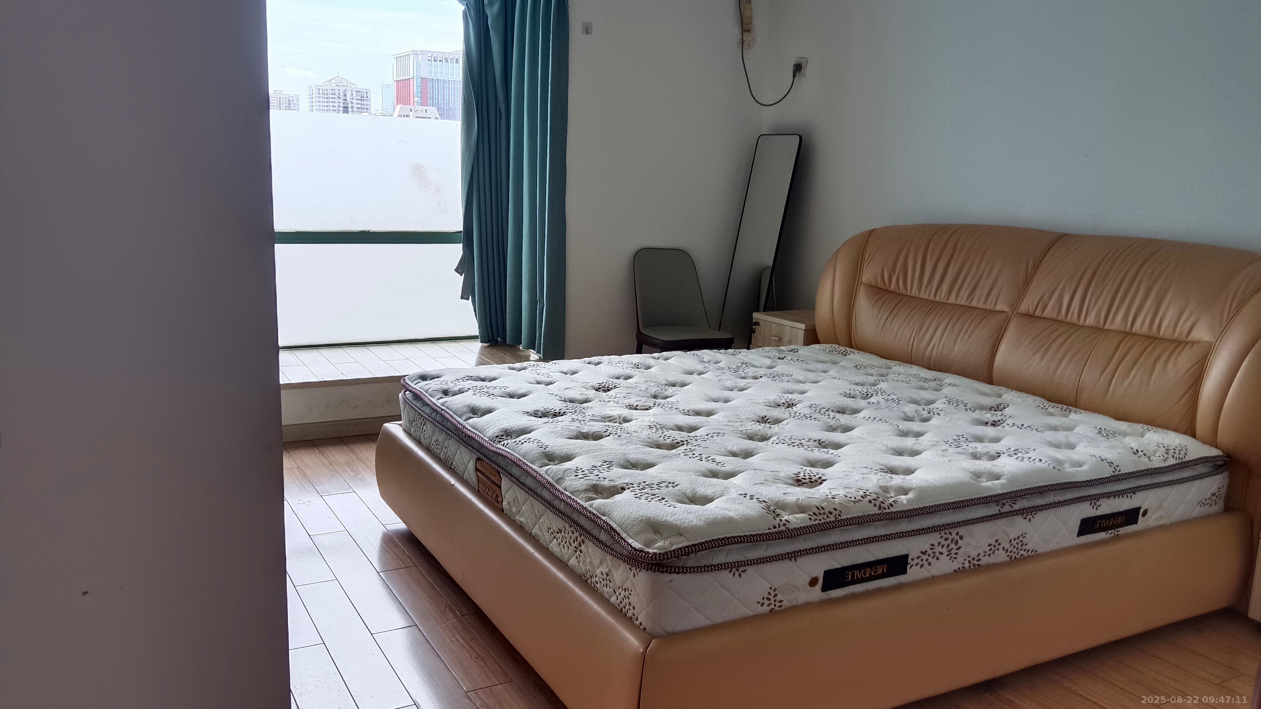 锦绣华天  3室1厅1卫    3000.0元/月 锦绣华天  3室1厅1卫    3000.0元/月室内图