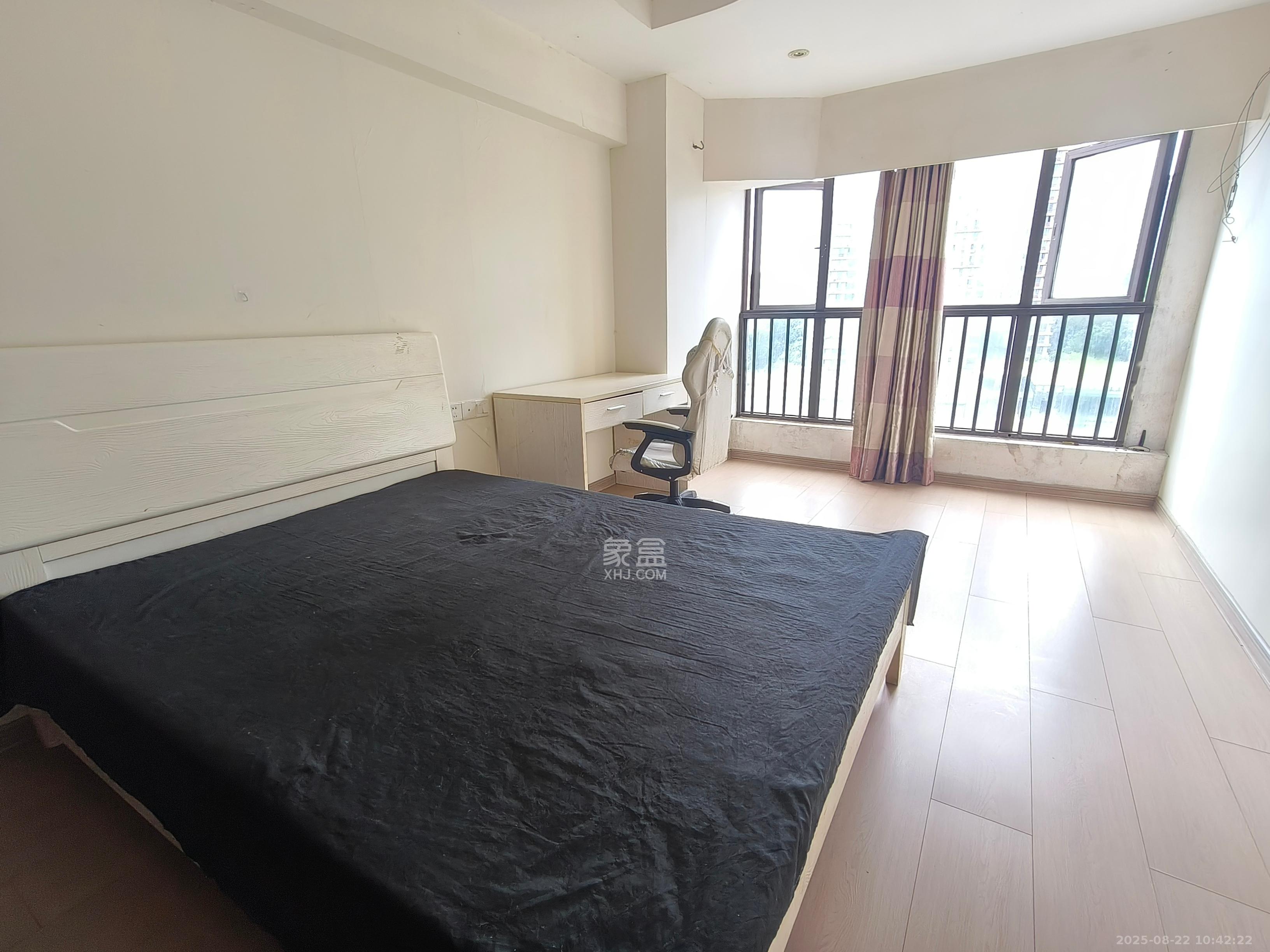 罗马国际公寓 1室1厅1卫 1600.0元/月 罗马国际公寓 1室1厅1卫 1600.0元/月室内图