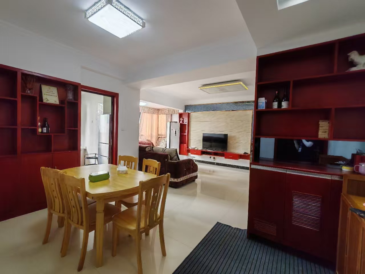 太一御江城 3室2厅2卫 1800.0元/月 太一御江城 3室2厅2卫 1800.0元/月室内图