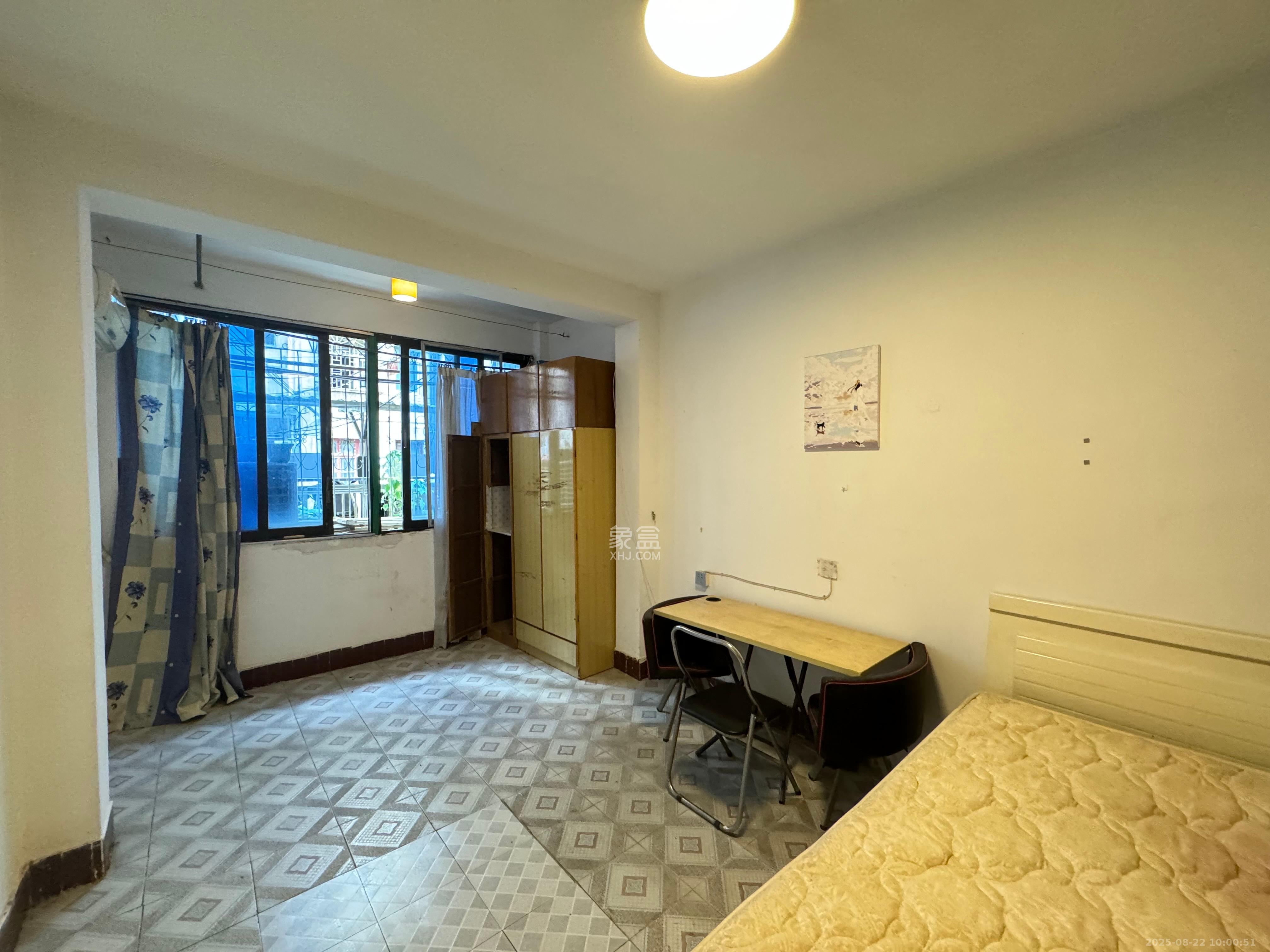 东风路汽电宿舍(东风路三条巷/四条巷)  1室1厅1卫    1000.0元/月 东风路汽电宿舍(东风路三条巷/四条巷)  1室1厅1卫    1000.0元/月室内图1