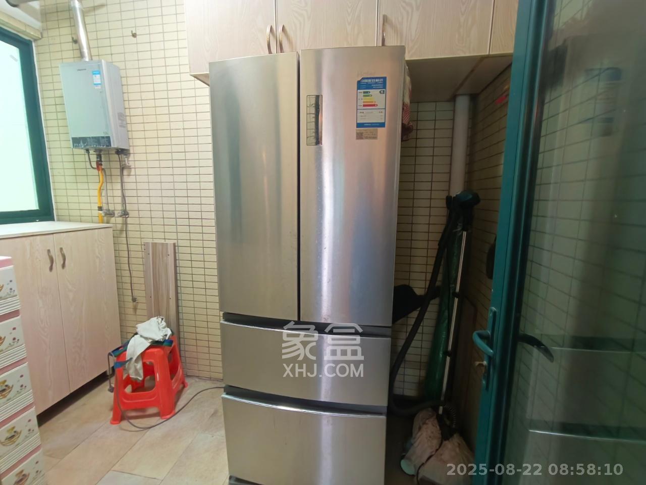 恒大城  1室2厅2卫    2300.0元/月室内图