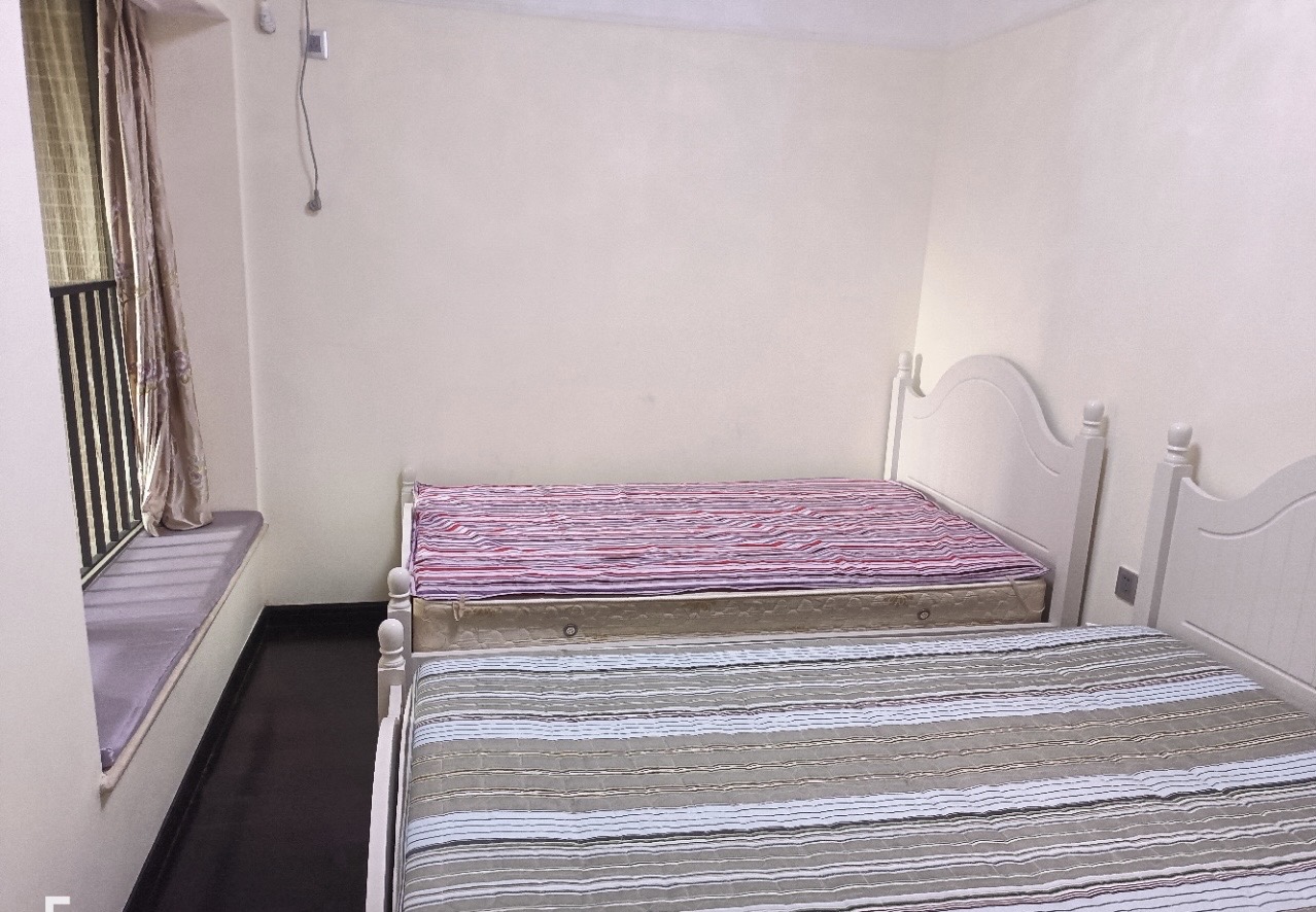 滨江海岸一期  3室2厅2卫   3800.00元/月室内图