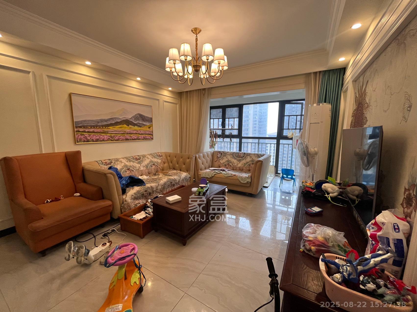 富春山 4室2厅2卫 2800.0元/月 富春山 4室2厅2卫 2800.0元/月室内图