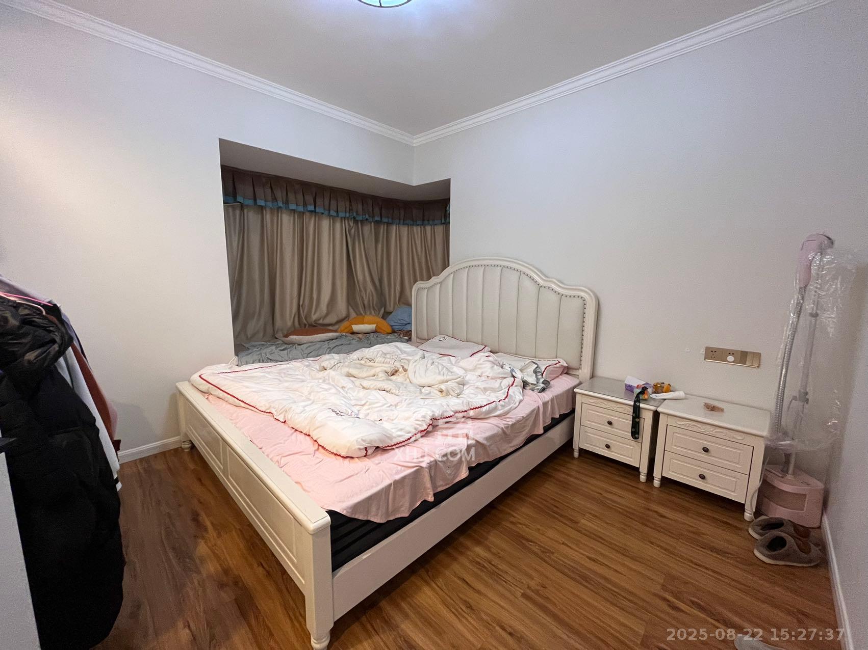 富春山 4室2厅2卫 2800.0元/月 富春山 4室2厅2卫 2800.0元/月室内图