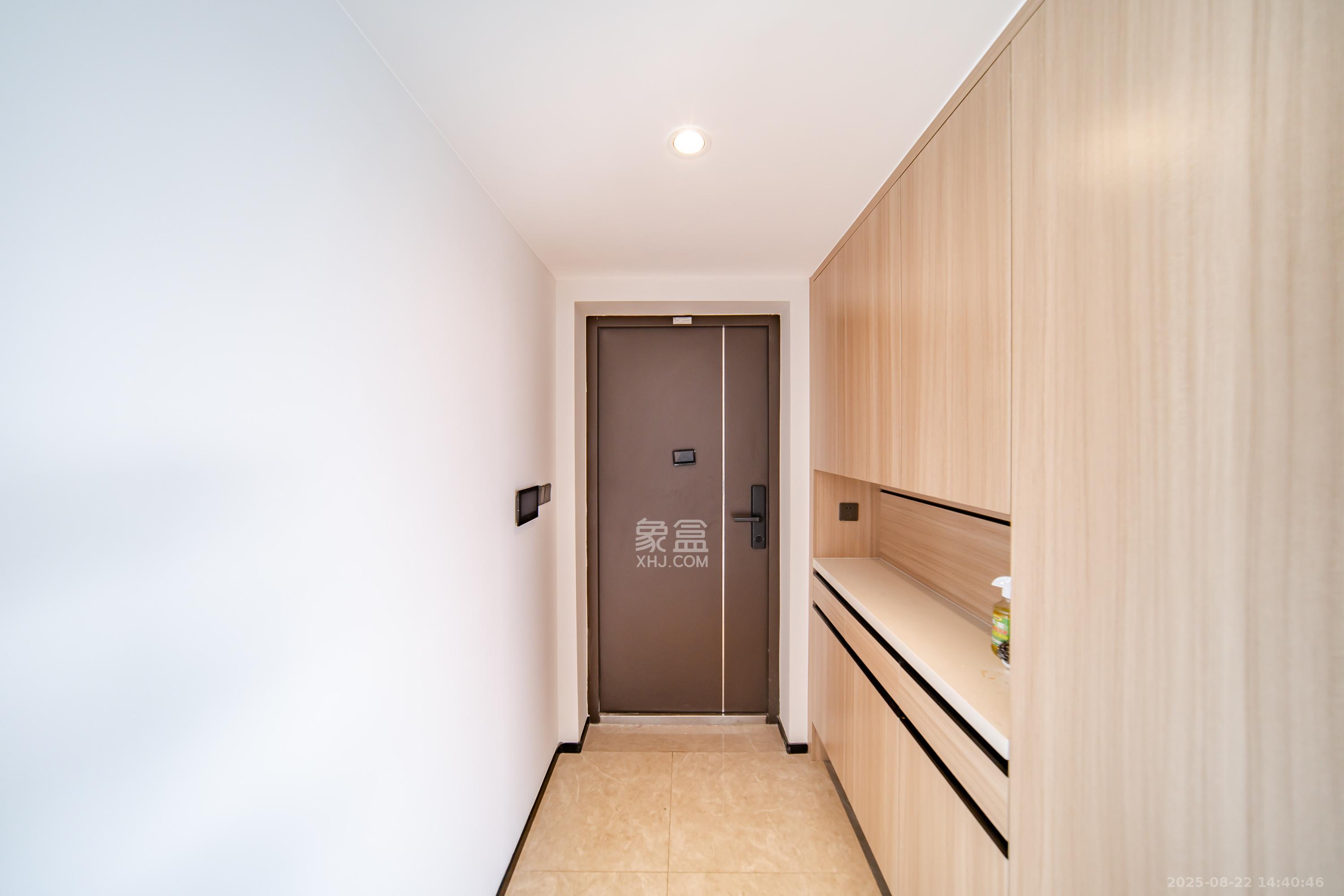 华润凯旋门二期 5室2厅2卫 250.0万 华润凯旋门二期 5室2厅2卫 250.0万其他