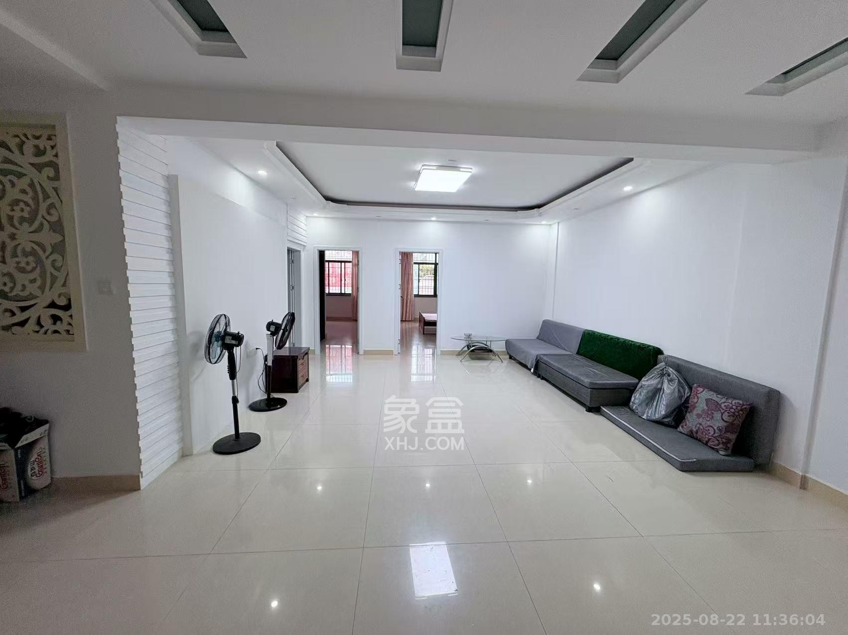 星沙国际物流园/泉星社区  3室2厅1卫    1800.0元/月室内图