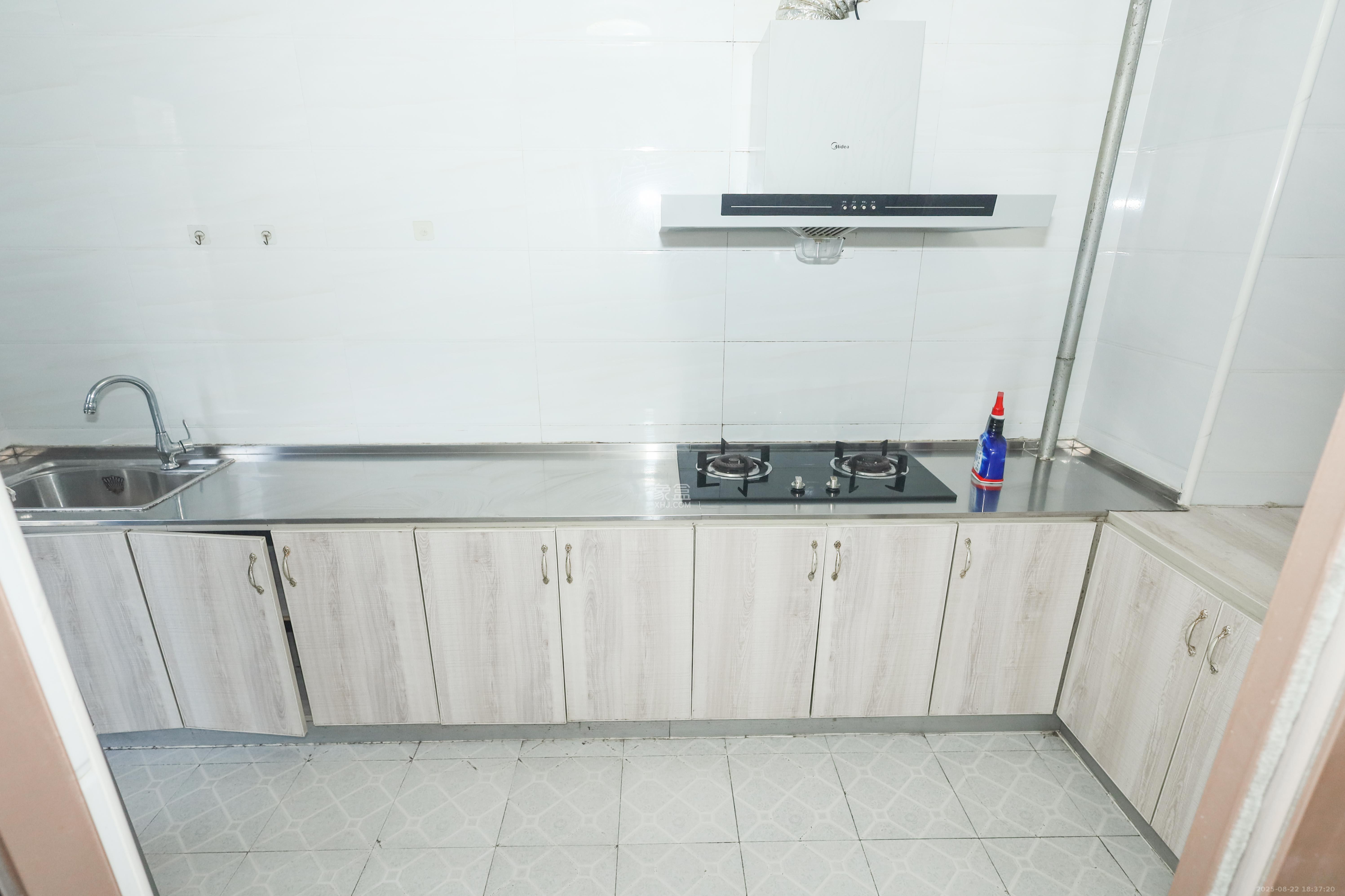 梅溪湖合能璞丽  4室2厅1卫    151.0万厨房