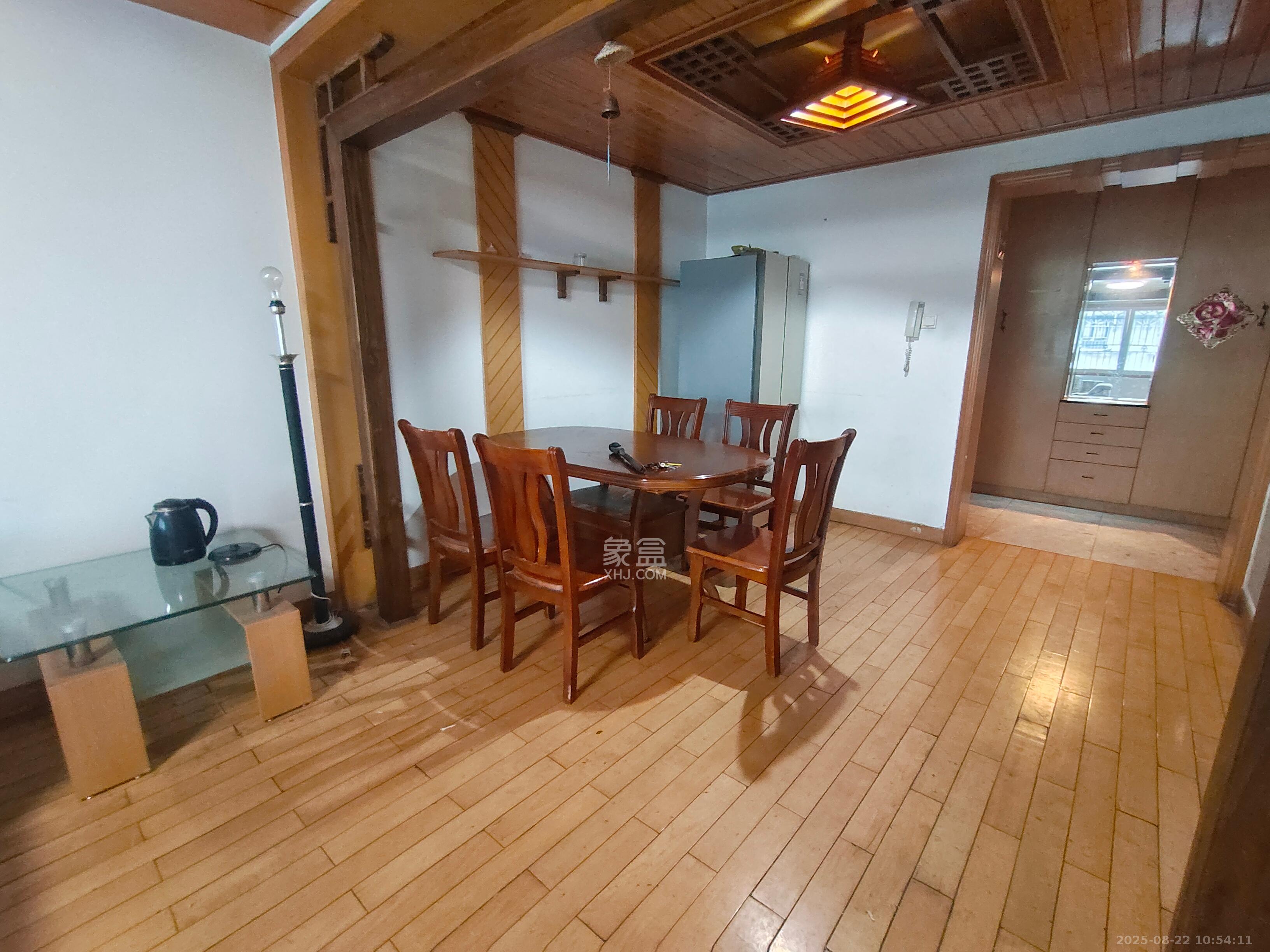 鸿园小区  3室2厅2卫    2600.0元/月 鸿园小区  3室2厅2卫    2600.0元/月室内图