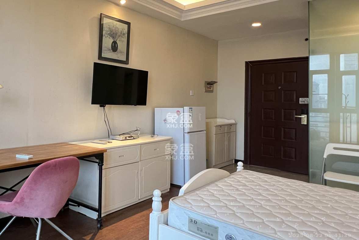 铂宫  1室1厅1卫    1700.0元/月 铂宫  1室1厅1卫    1700.0元/月室内图