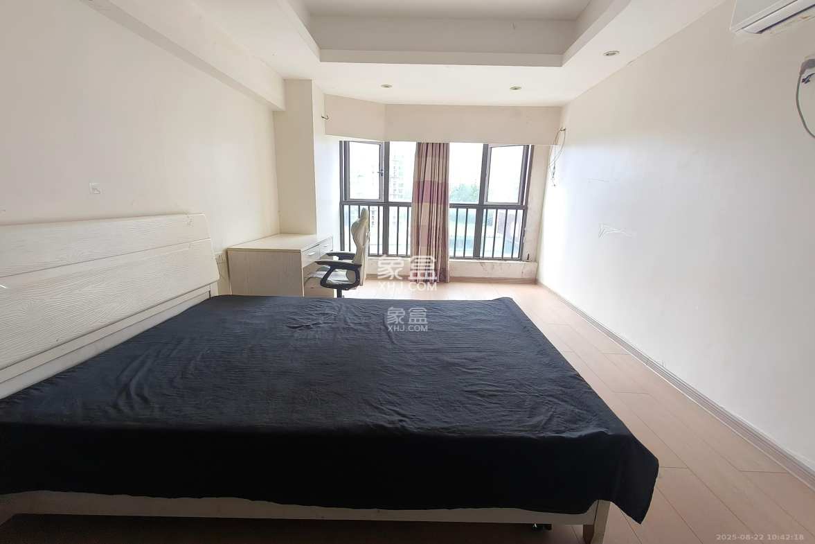 罗马国际公寓 1室1厅1卫 1600.0元/月 罗马国际公寓 1室1厅1卫 1600.0元/月室内图