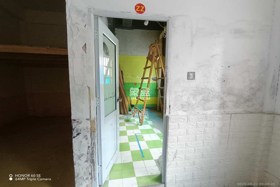 茶子山小区 1室1厅1卫 3200.0元/月 茶子山小区 1室1厅1卫 3200.0元/月室内图