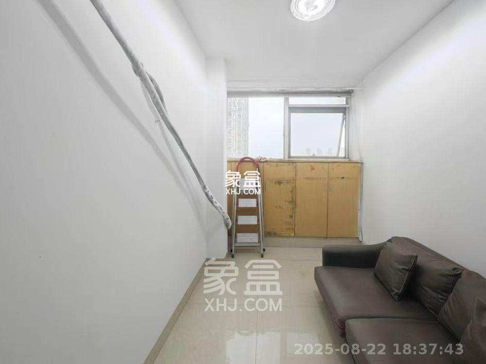 红星国际星城 2室1厅1卫 1700.0元/月 红星国际星城 2室1厅1卫 1700.0元/月室内图