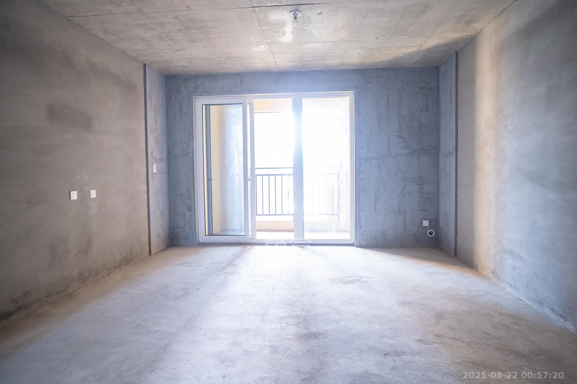 荣盛花语城  4室2厅2卫    79.0万 荣盛花语城  4室2厅2卫    79.0万