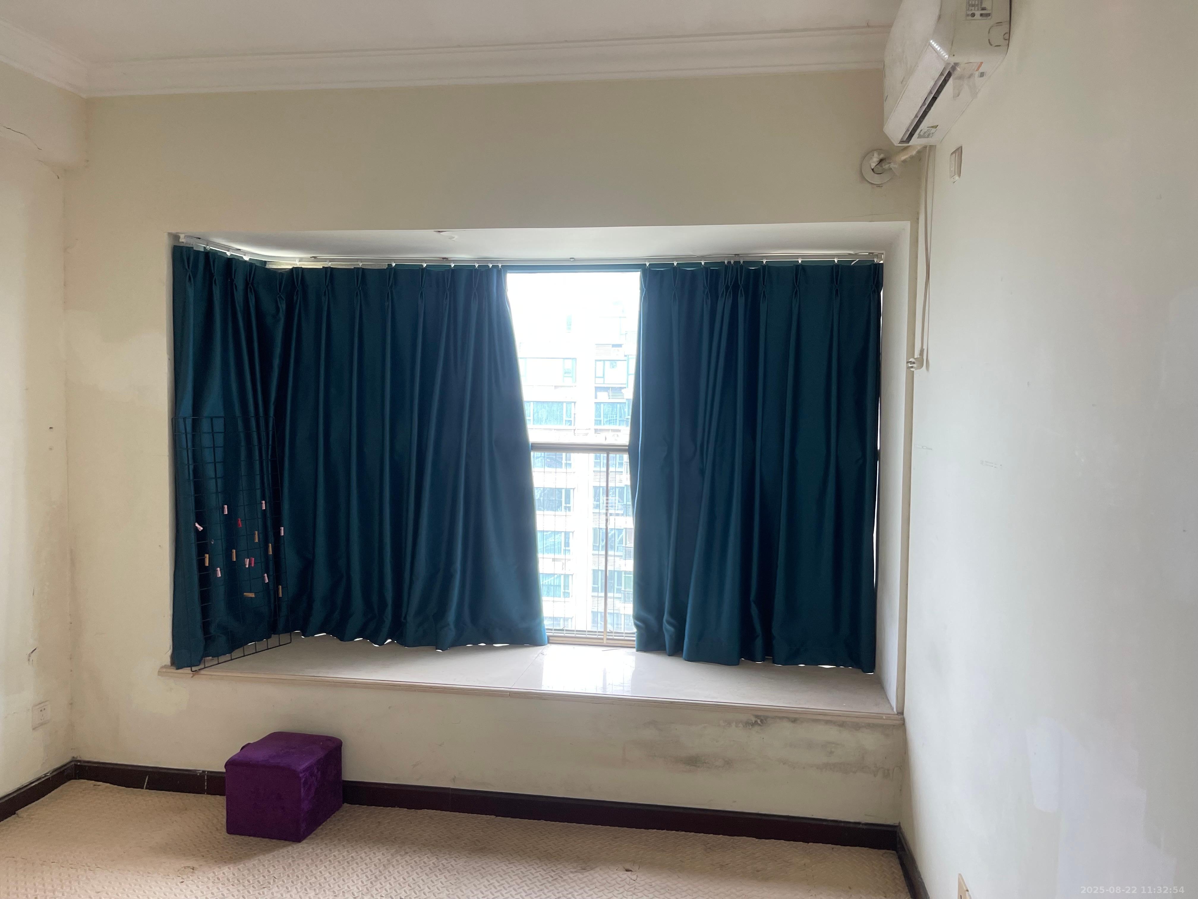 恒大绿洲 3室2厅1卫 2500.0元/月 恒大绿洲 3室2厅1卫 2500.0元/月室内图