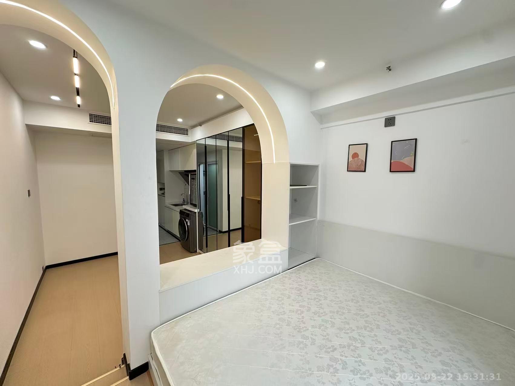 保利中环广场(保利中悦苑) 1室1厅1卫 1700.0元/月 保利中环广场(保利中悦苑) 1室1厅1卫 1700.0元/月室内图