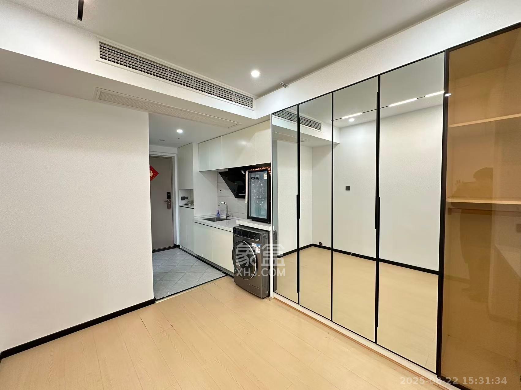 保利中环广场(保利中悦苑) 1室1厅1卫 1700.0元/月 保利中环广场(保利中悦苑) 1室1厅1卫 1700.0元/月室内图