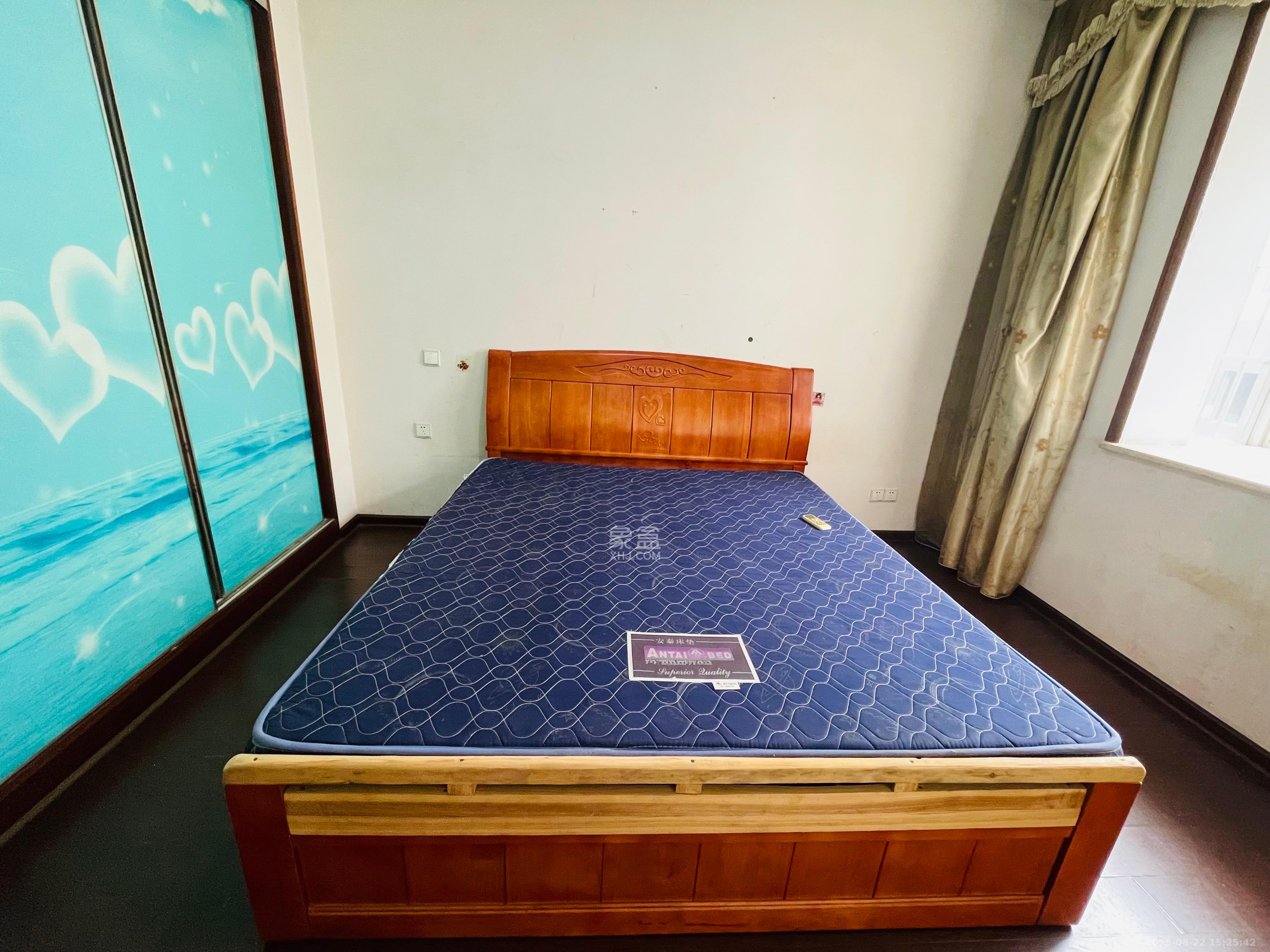 湘绣城  3室1厅1卫    1300.0元/月室内图