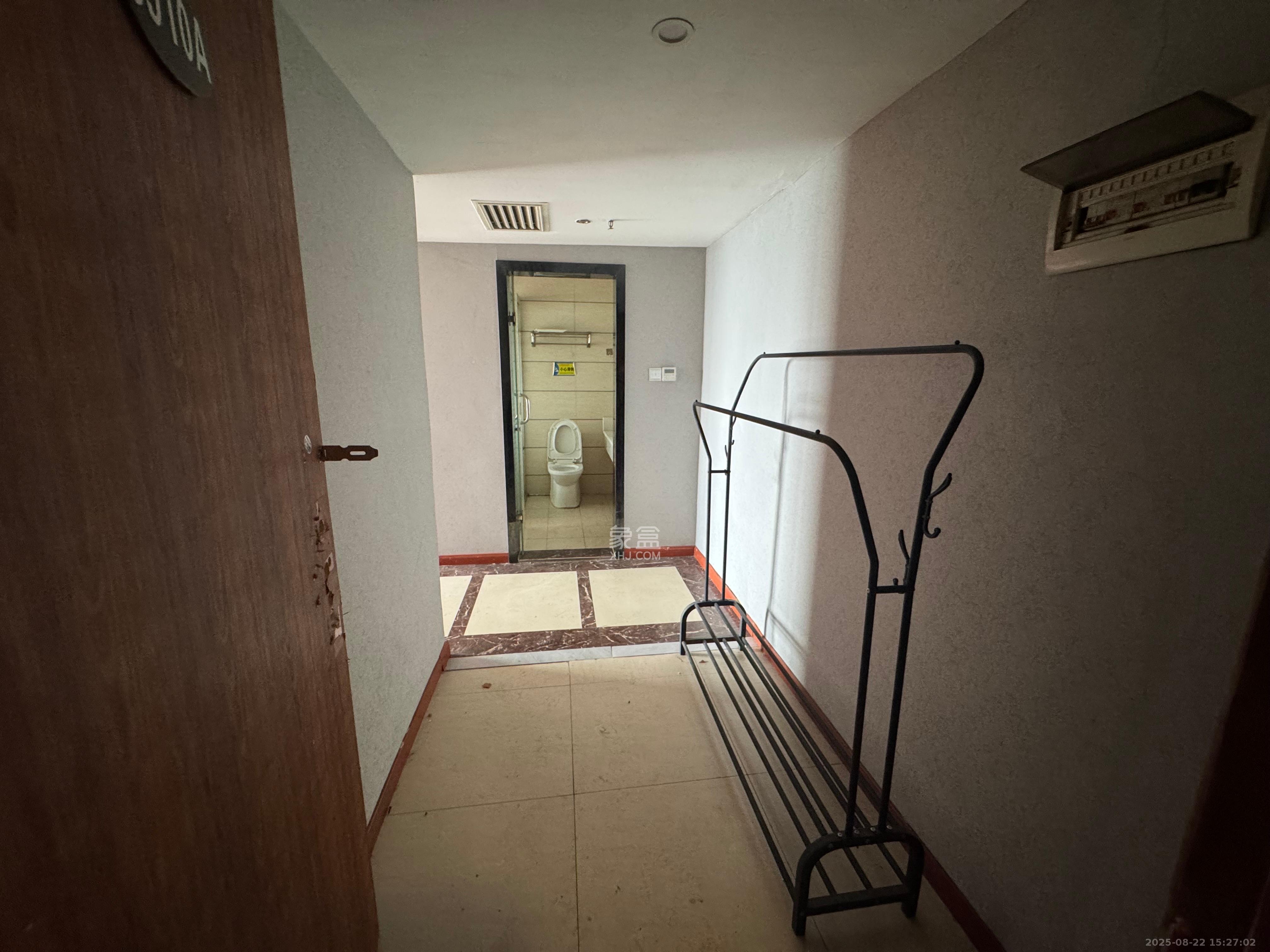 尚都花园城 1室1厅1卫 1100.0元/月 尚都花园城 1室1厅1卫 1100.0元/月室内图