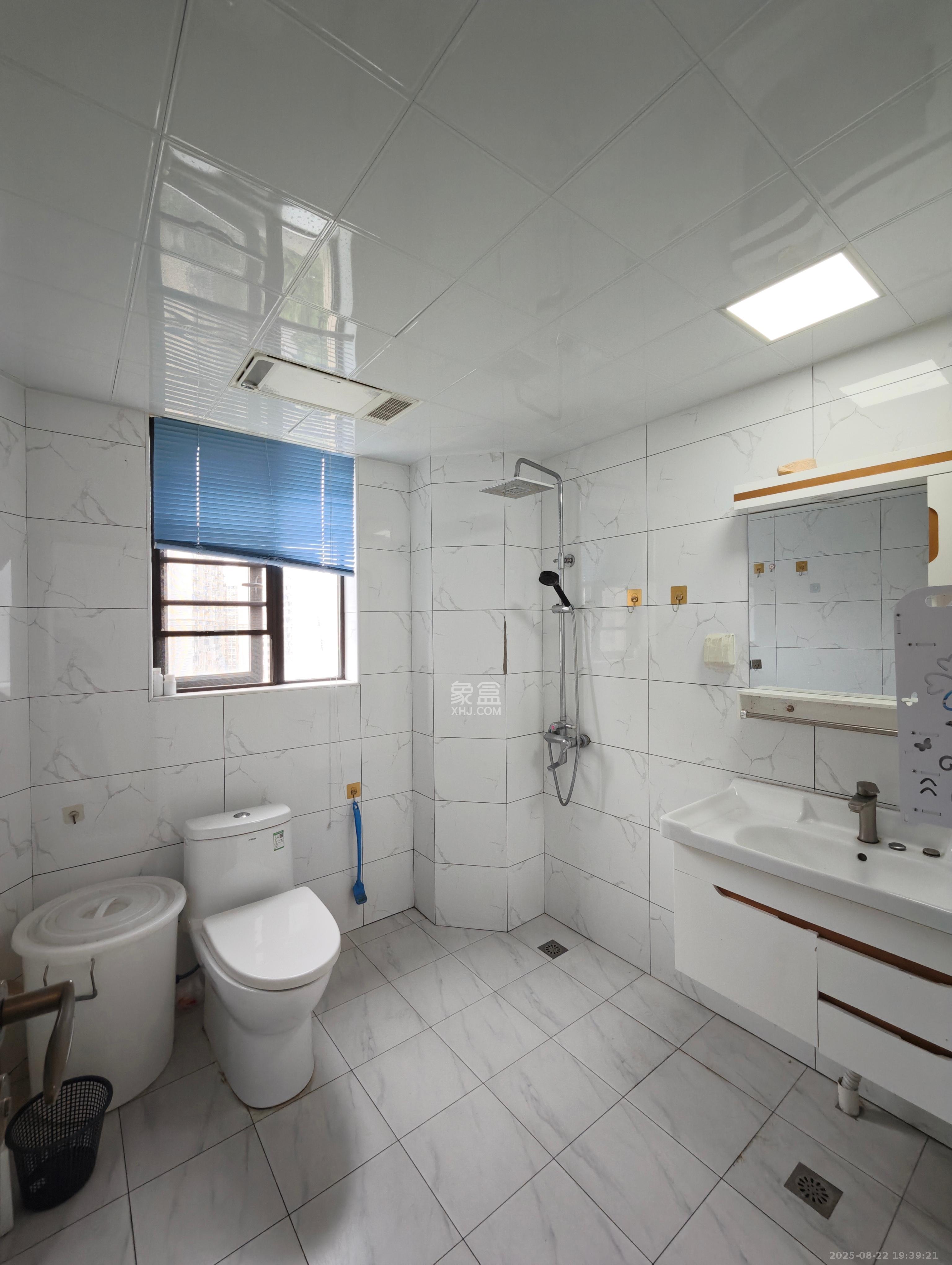 惠天然梅岭国际  4室2厅2卫    3300.0元/月室内图