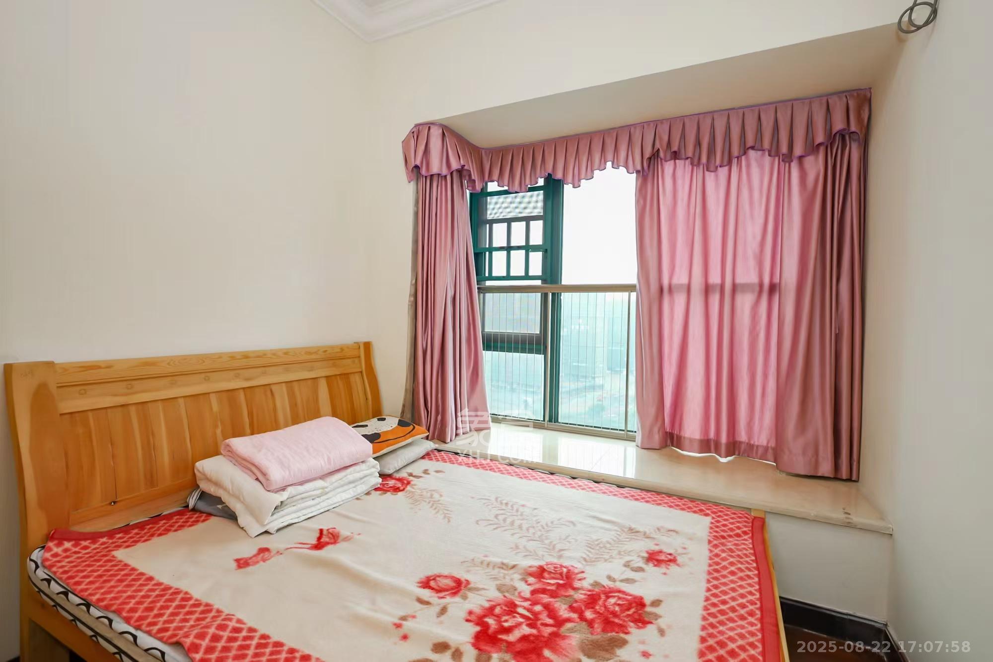 恒大华府 3室2厅1卫 2000.00元/月 恒大华府 3室2厅1卫 2000.00元/月室内图