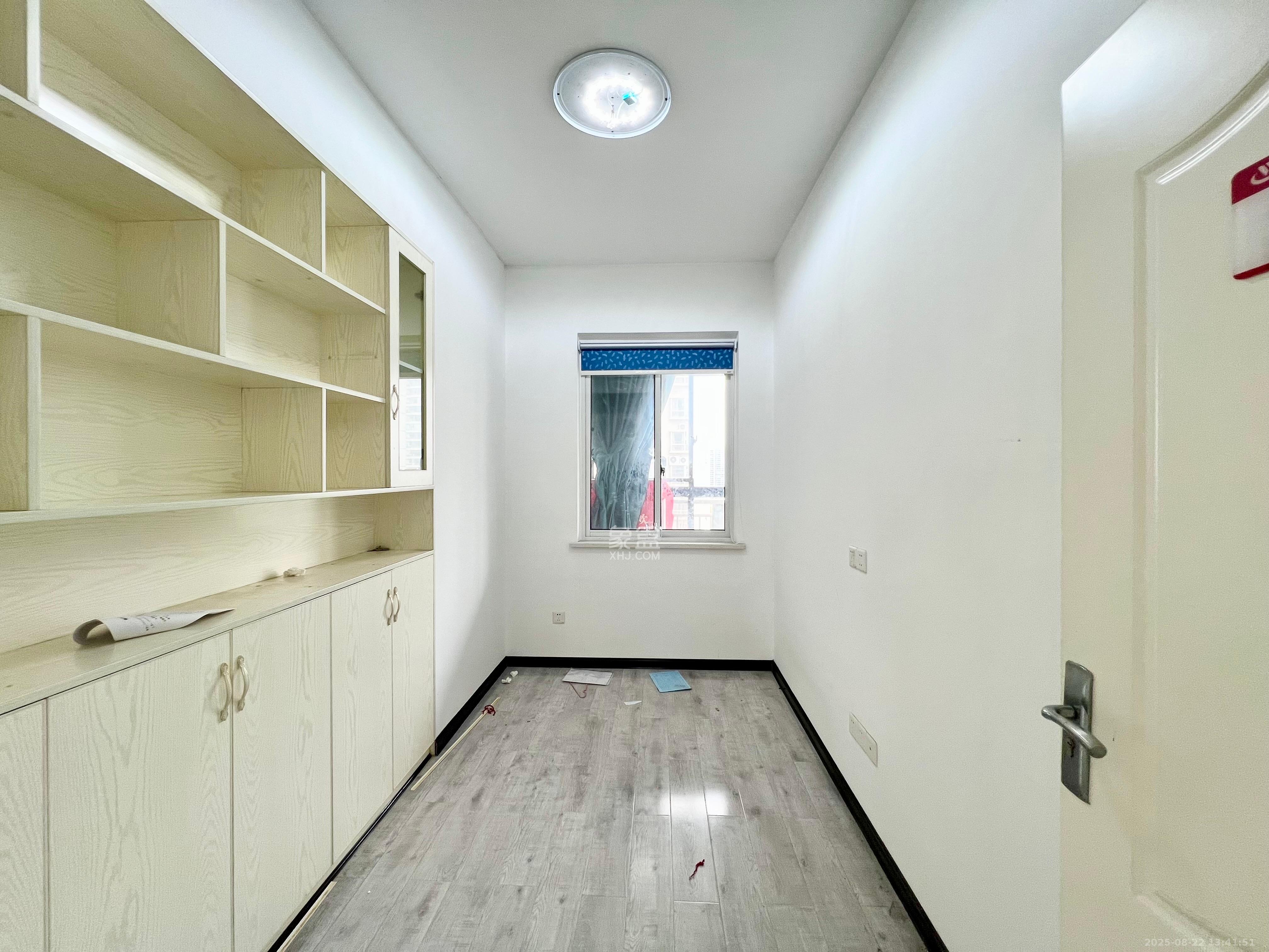 湘瑞嘉园  4室2厅2卫    4000.0元/月室内图