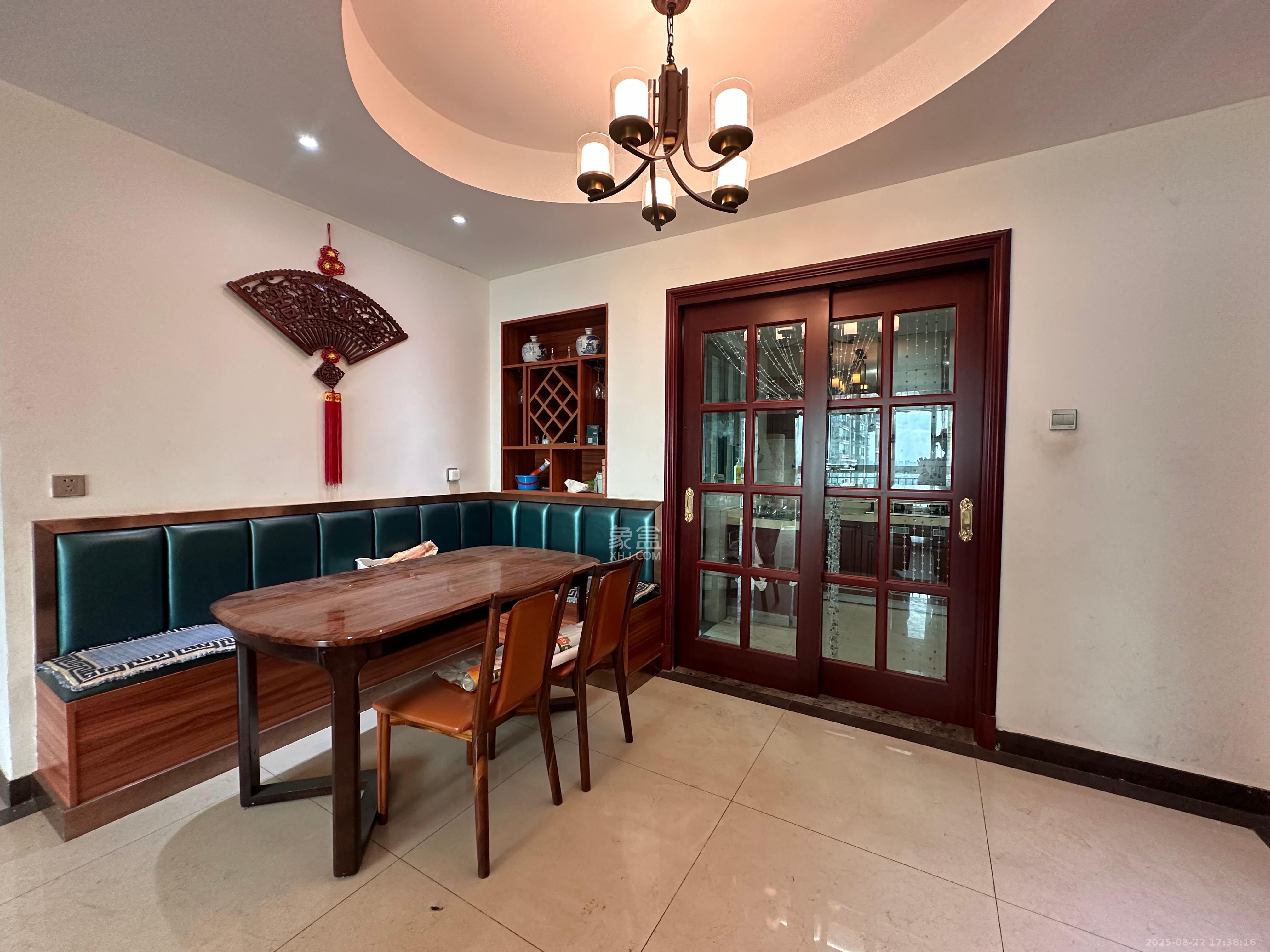 恒大雅苑 3室2厅1卫 3000.0元/月 恒大雅苑 3室2厅1卫 3000.0元/月室内图